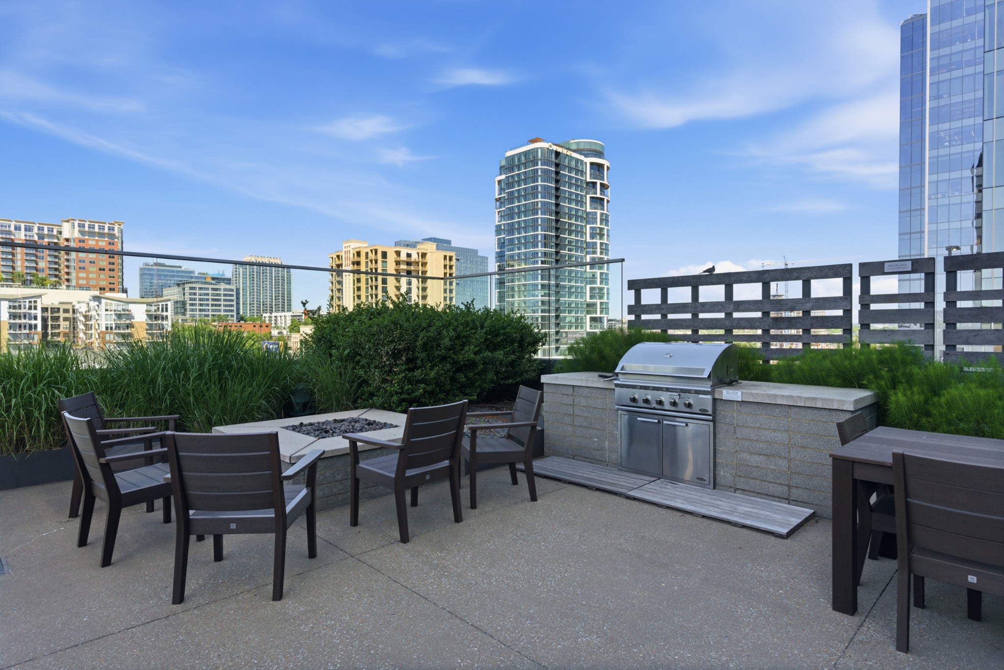 1212 Laurel St Unit: 1202