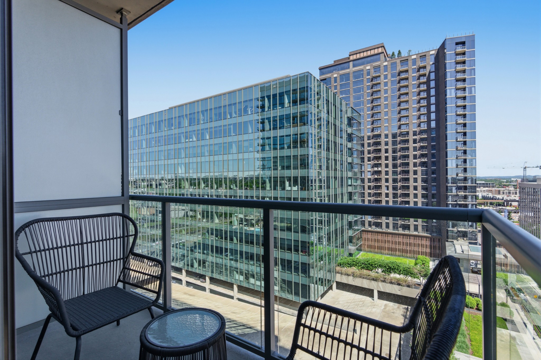 1212 Laurel St Unit: 1202