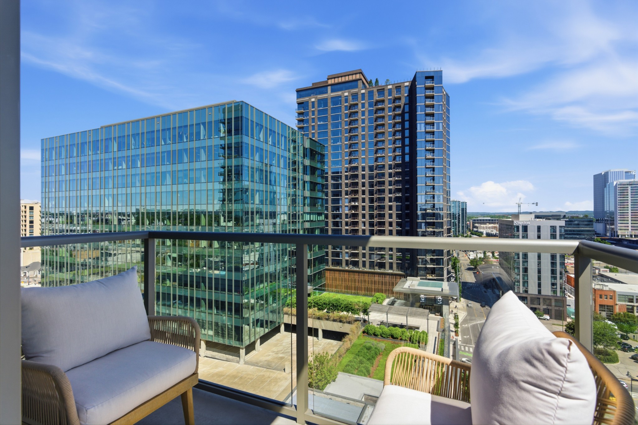 1212 Laurel St Unit: 1202