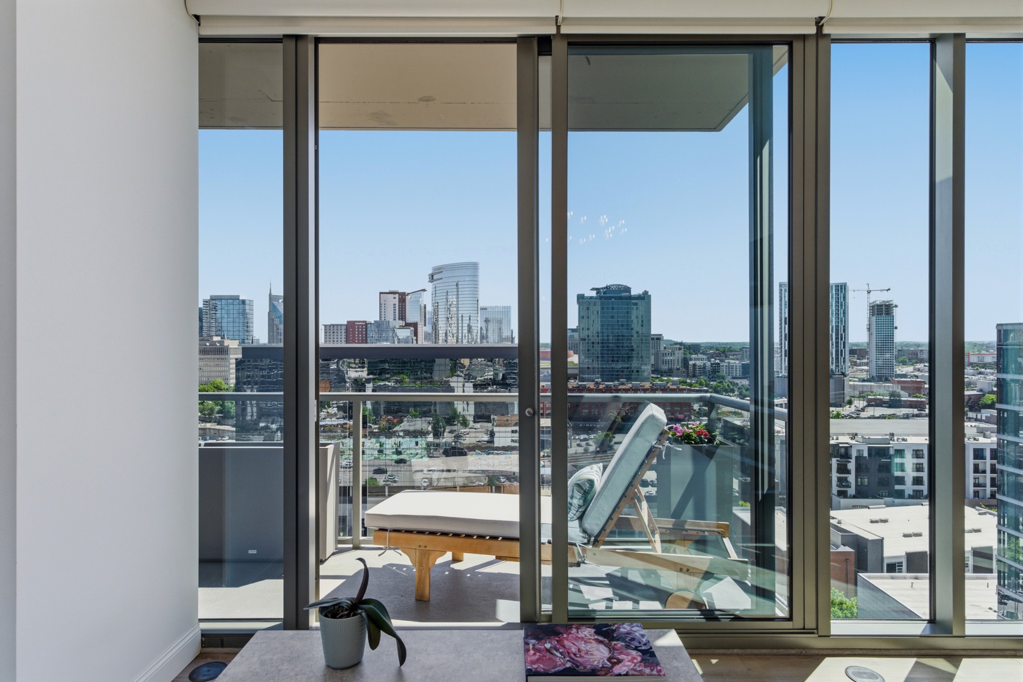 1212 Laurel St Unit: 1202