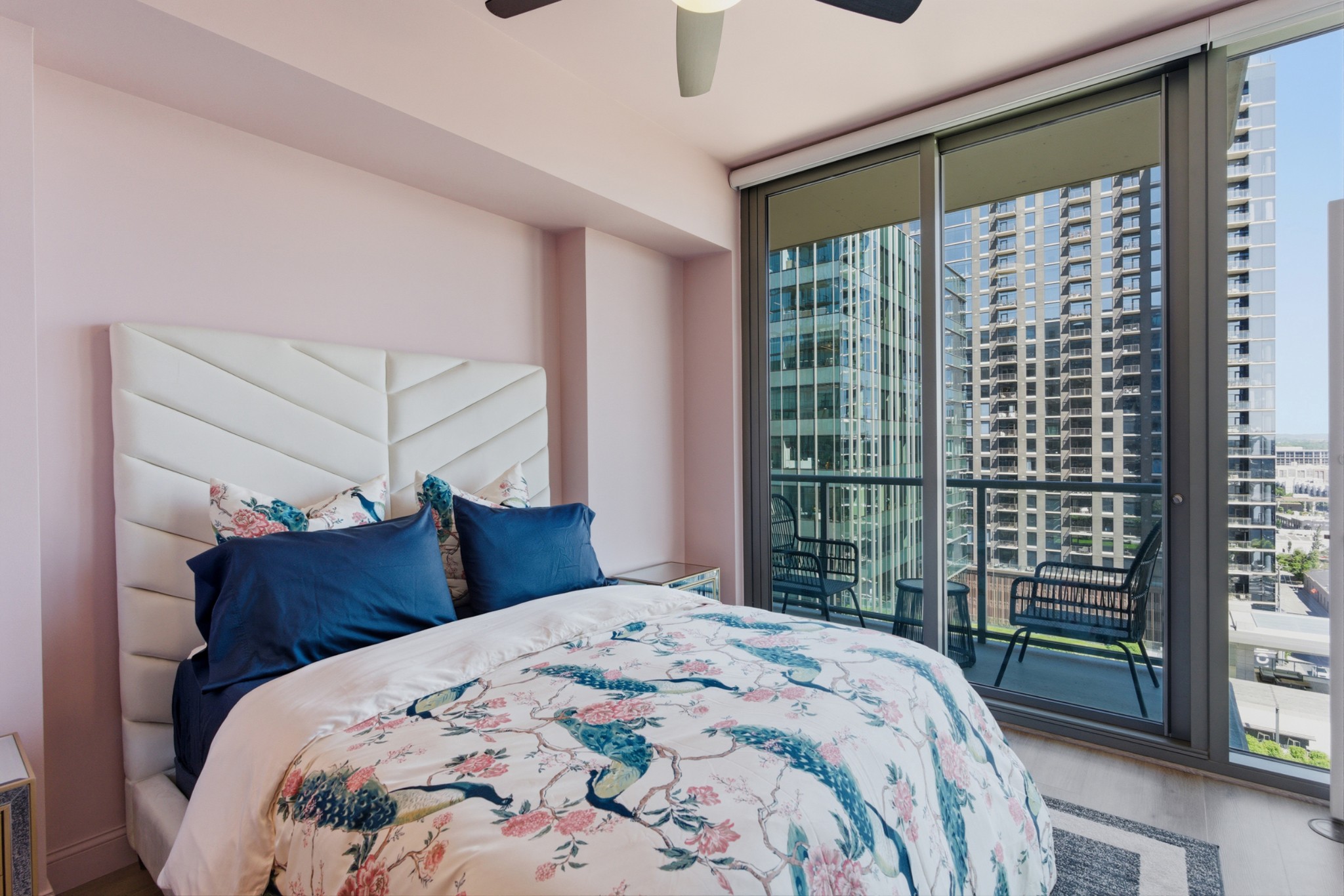 1212 Laurel St Unit: 1202