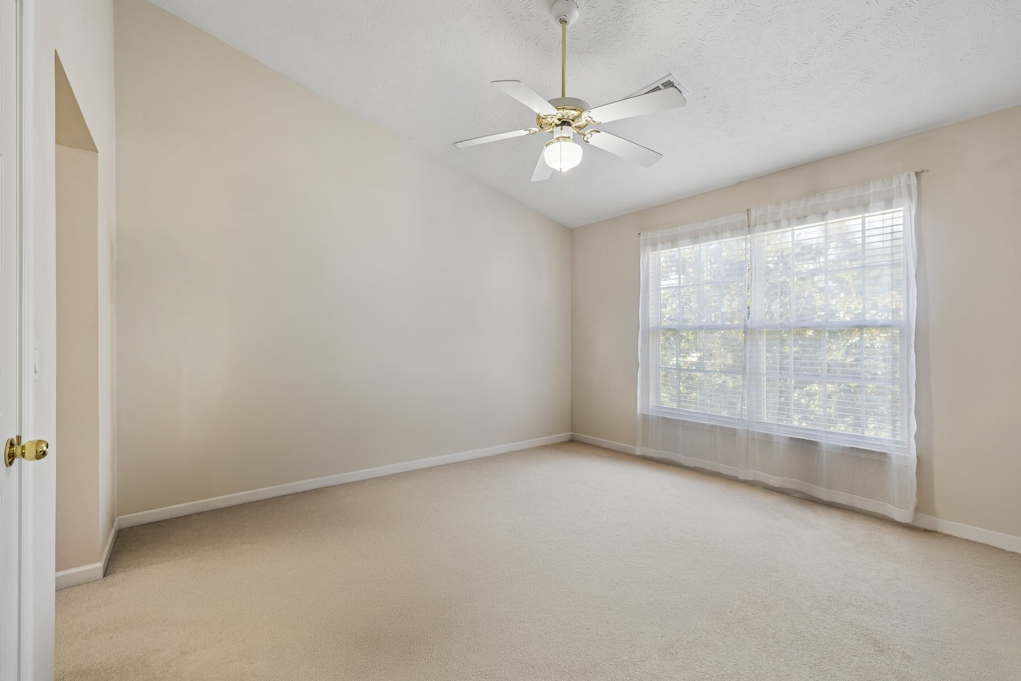 2030 Nashboro Blvd
