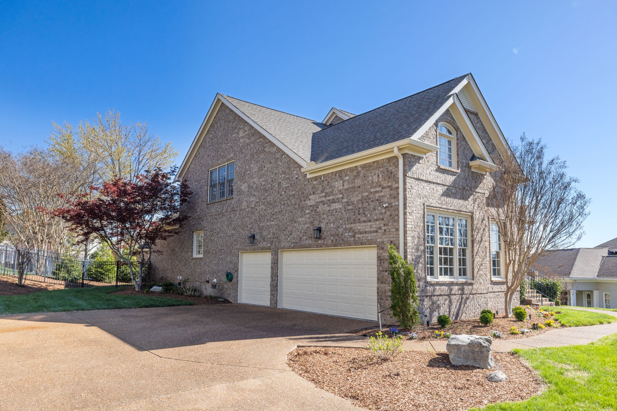 4 Winged Foot Pl