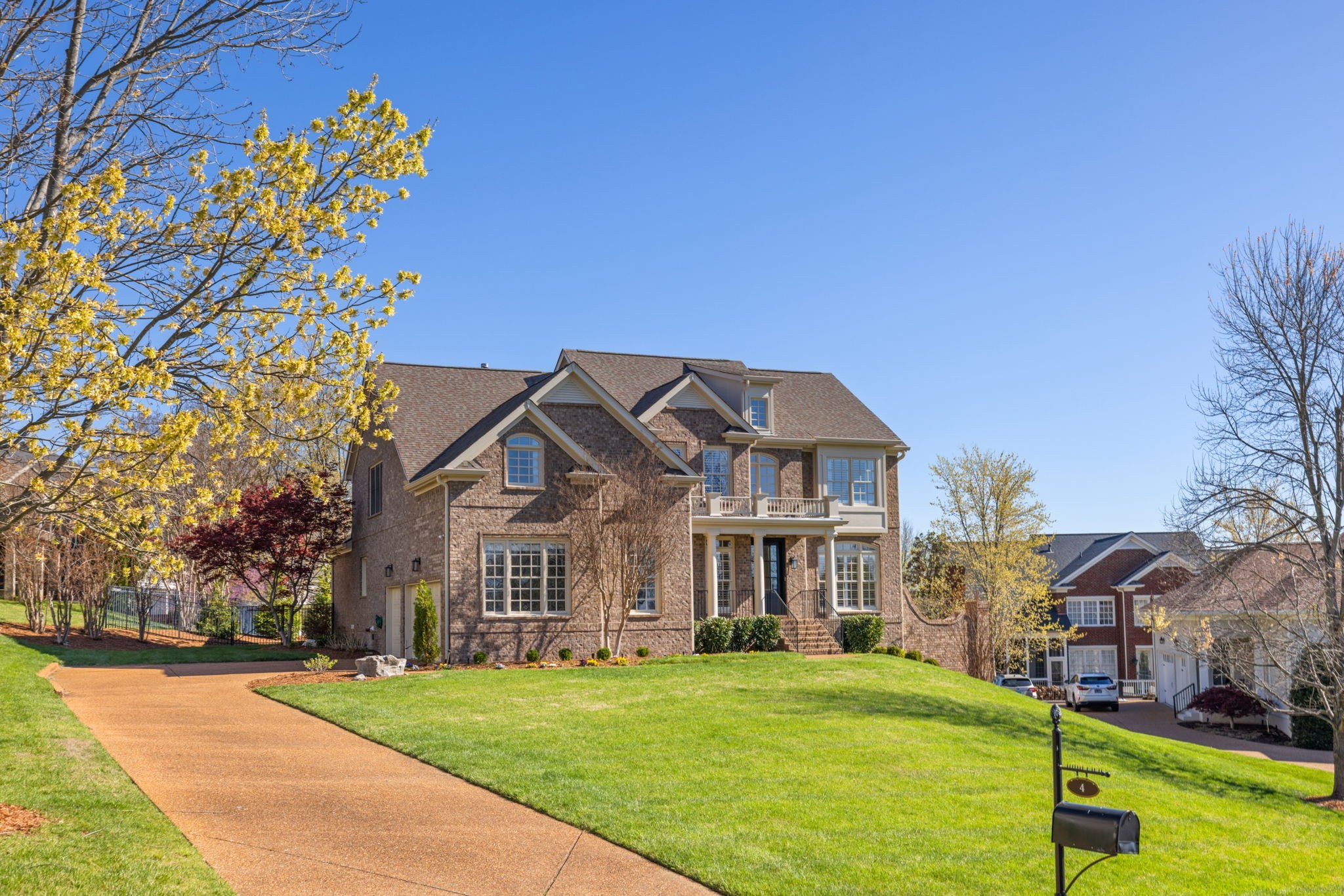 4 Winged Foot Pl