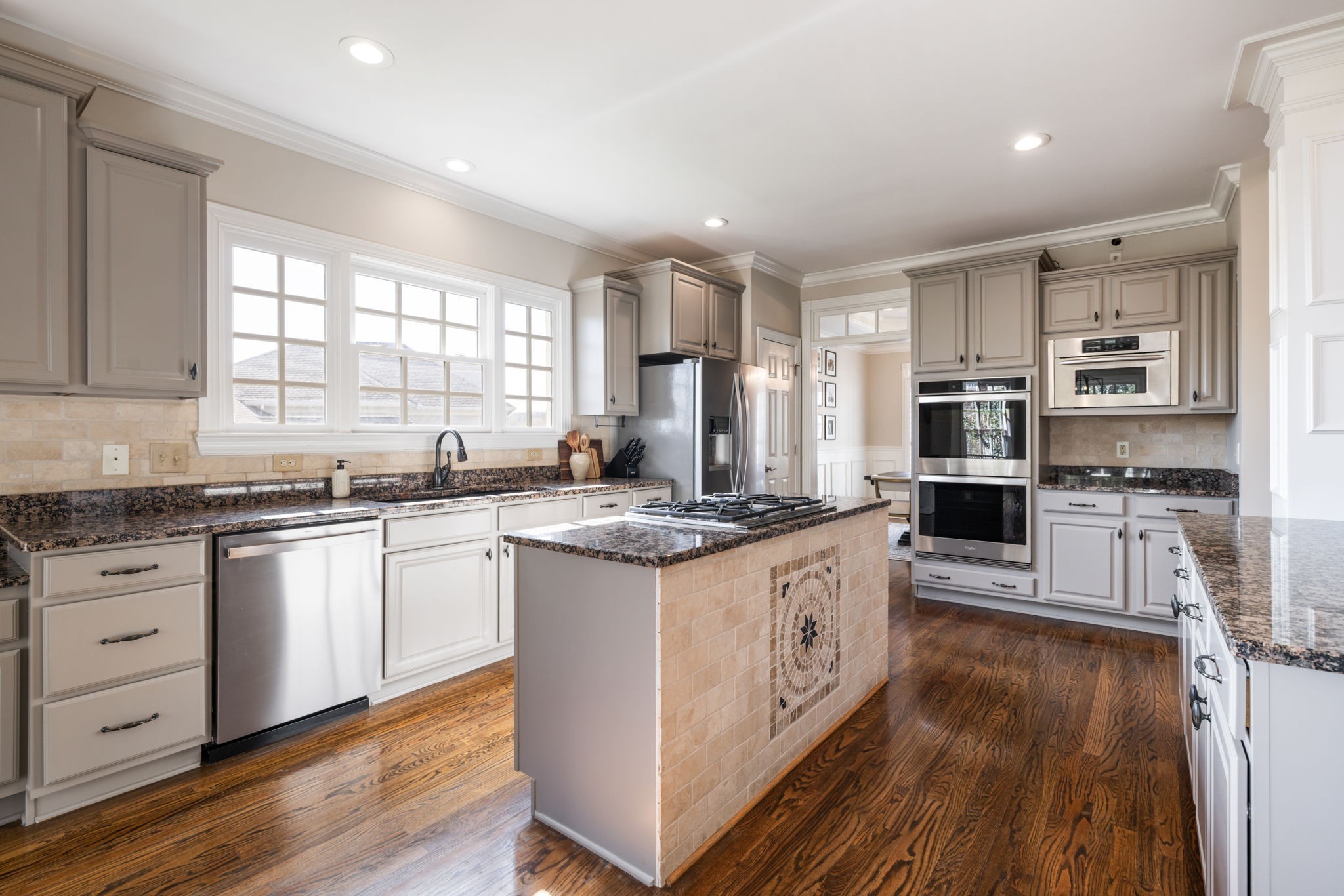 4 Winged Foot Pl