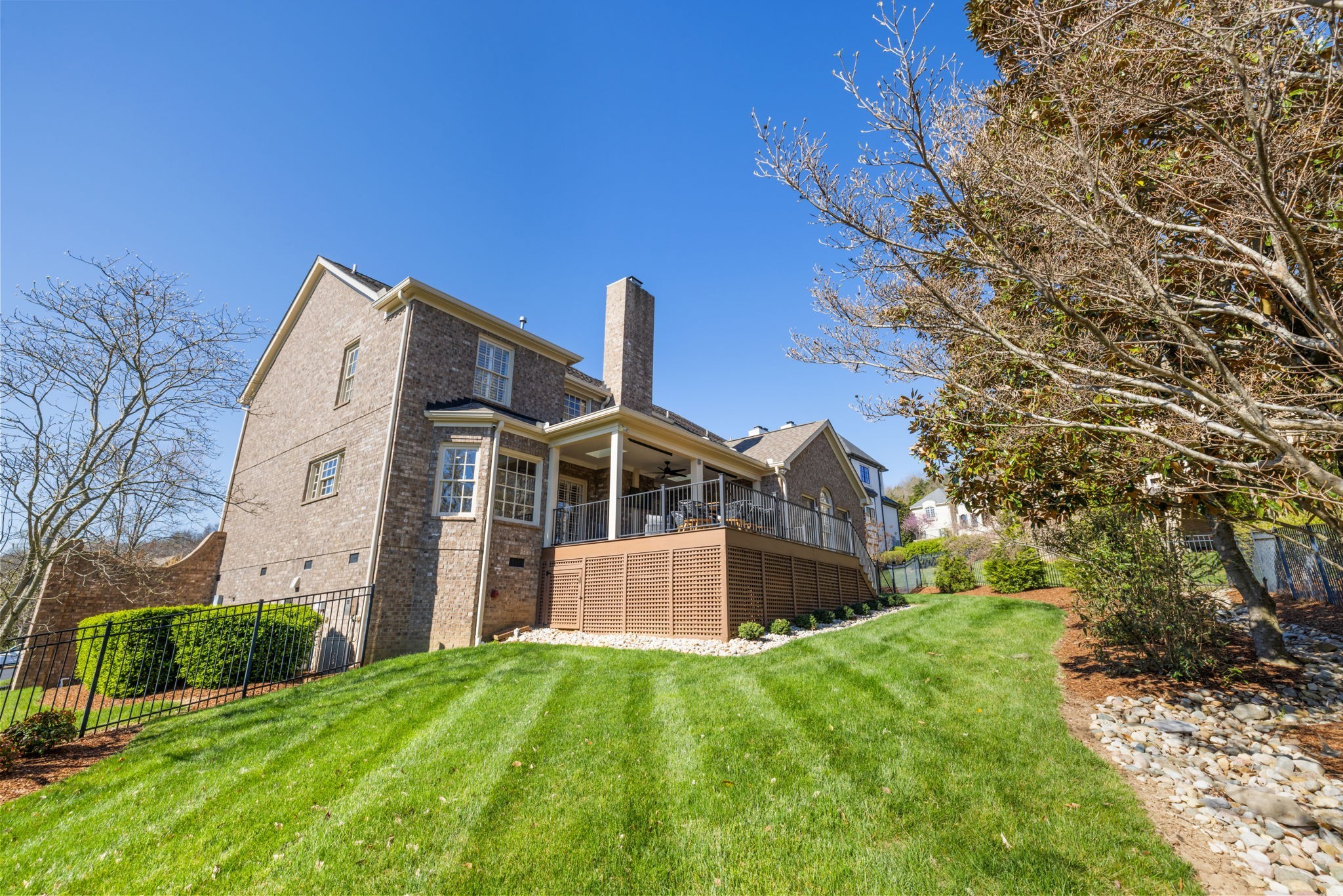 4 Winged Foot Pl