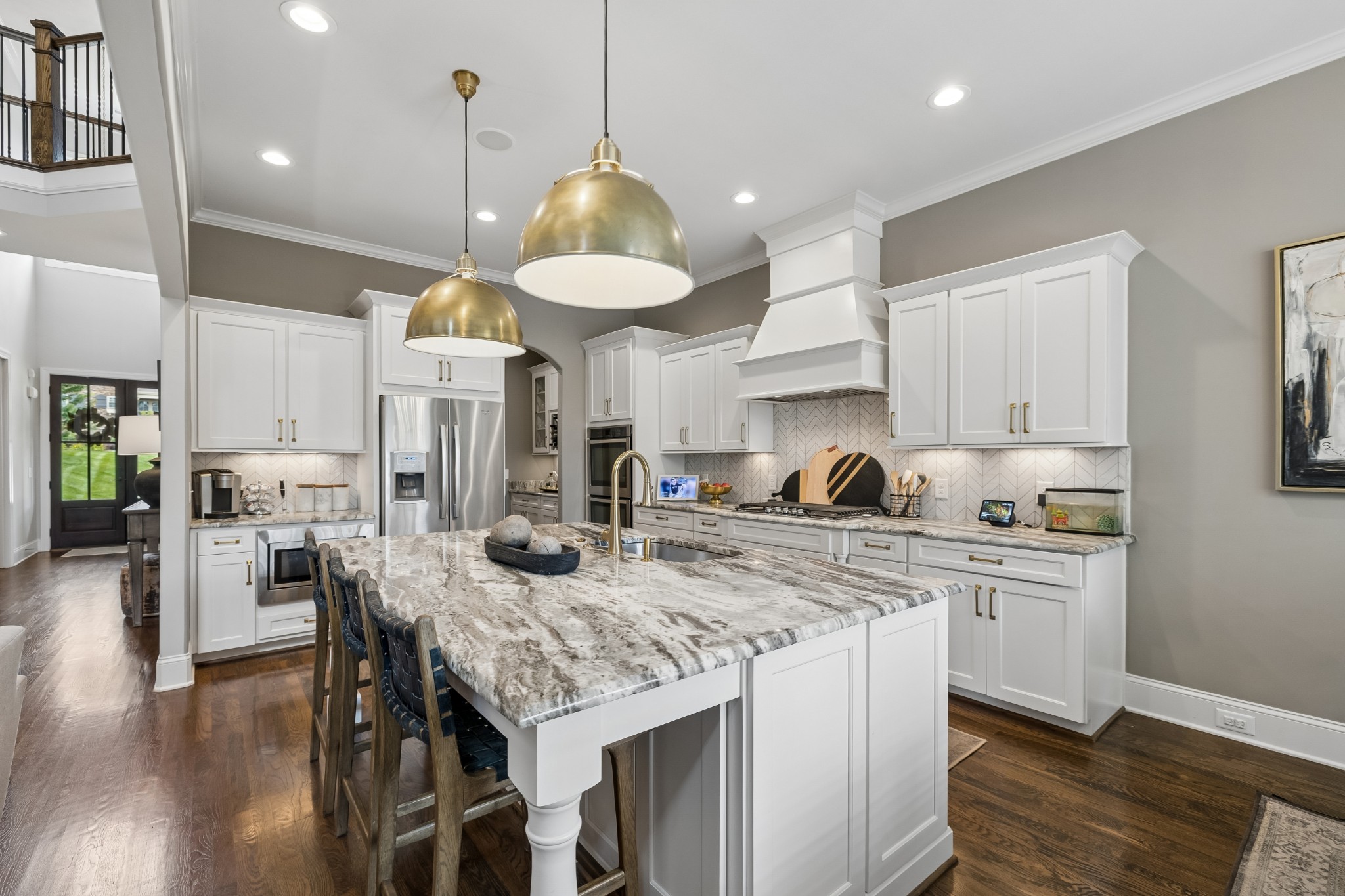 3601 Robbins Nest Rd