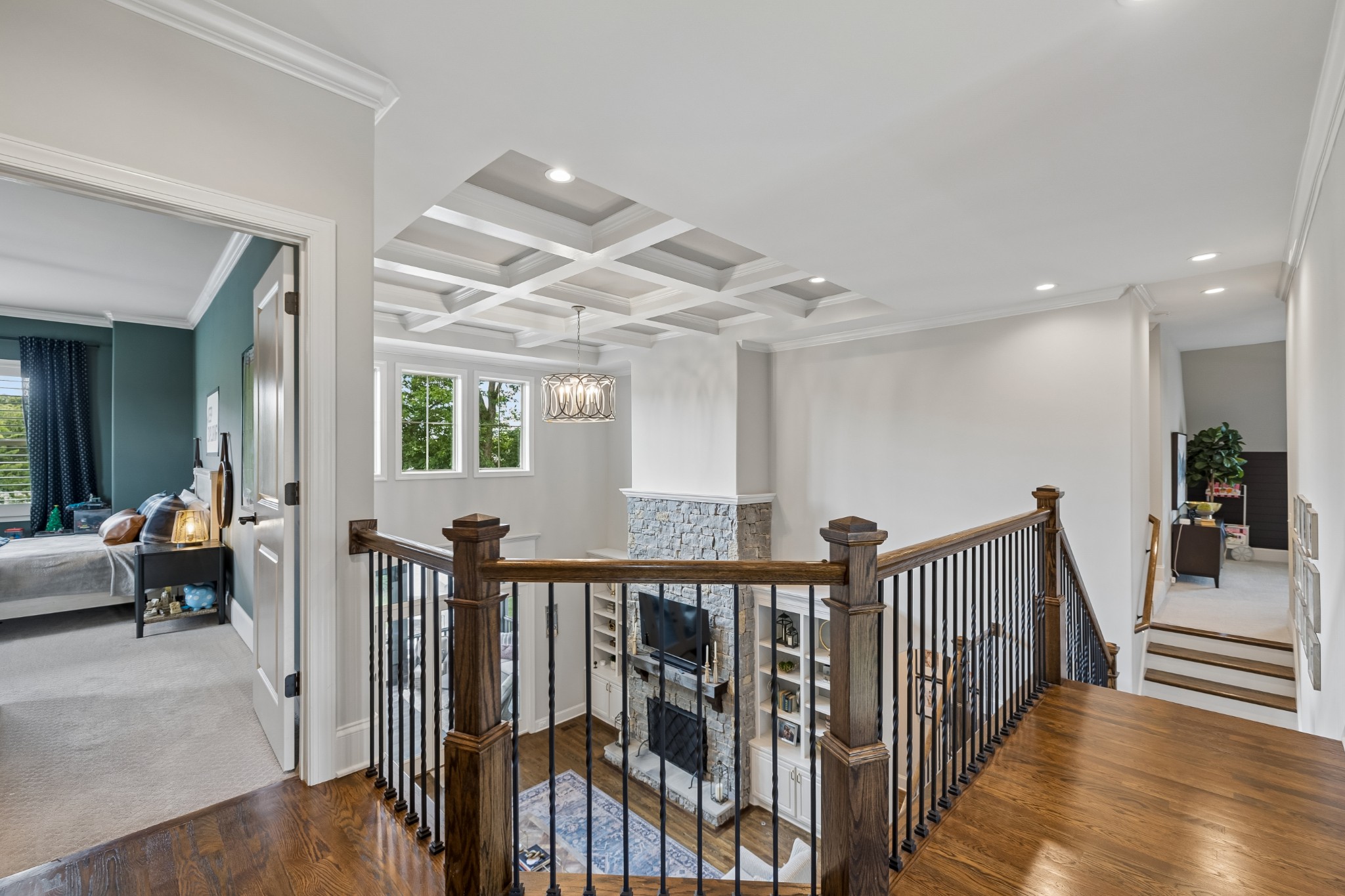 3601 Robbins Nest Rd