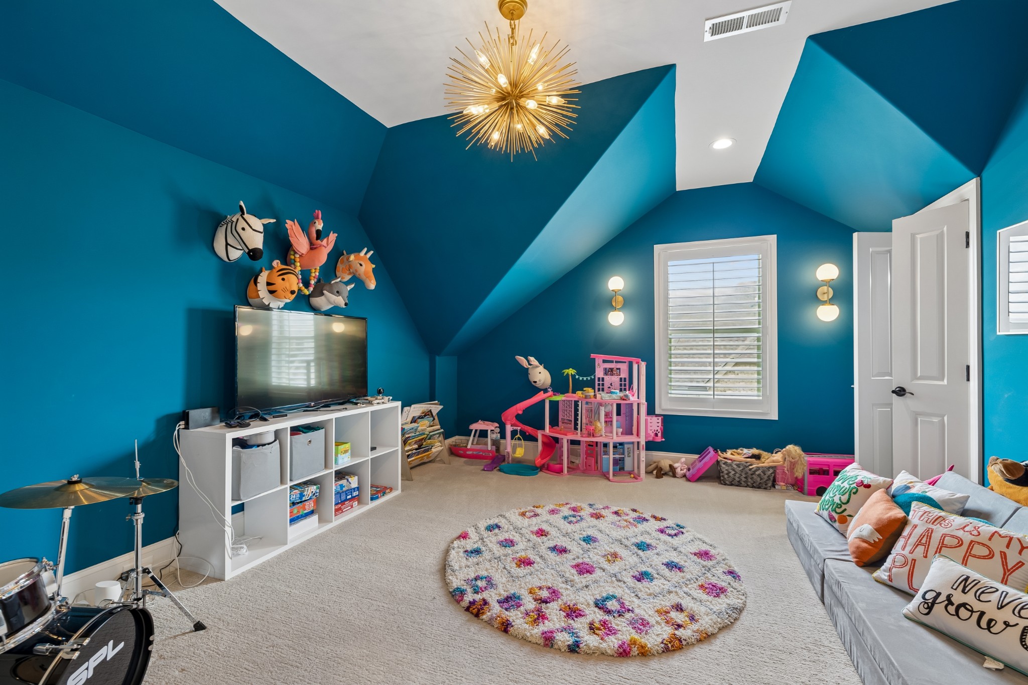 3601 Robbins Nest Rd
