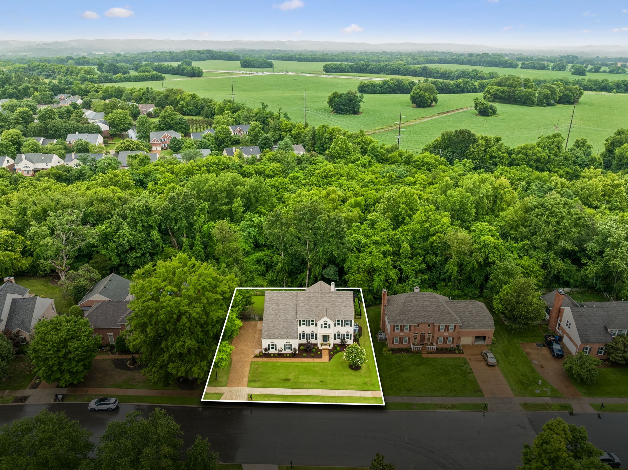 623 Rutherford Ln
