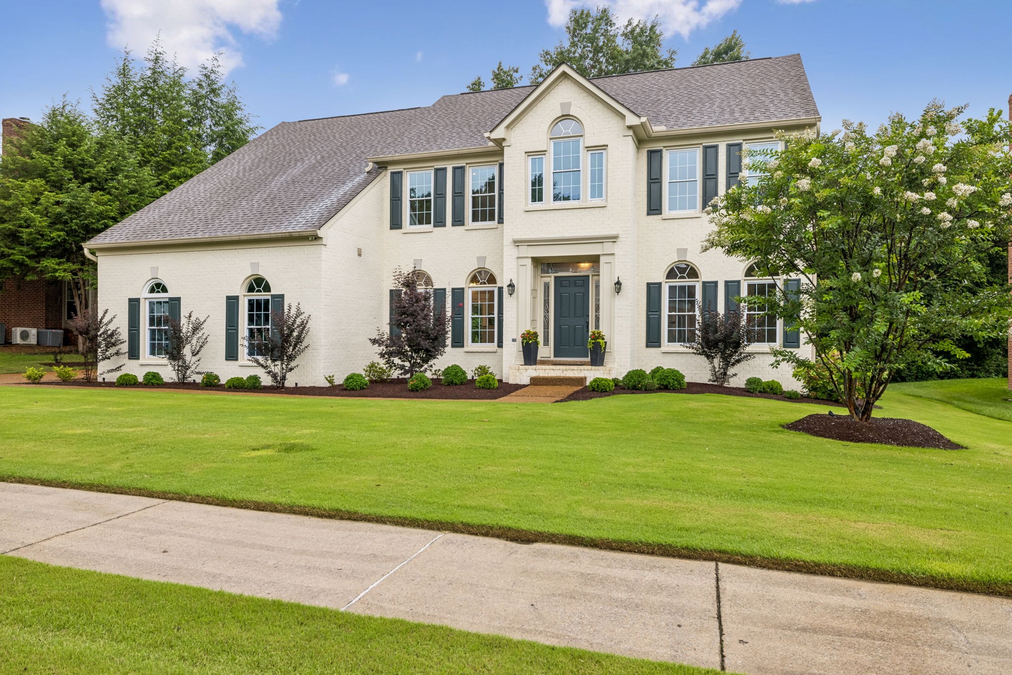 623 Rutherford Ln