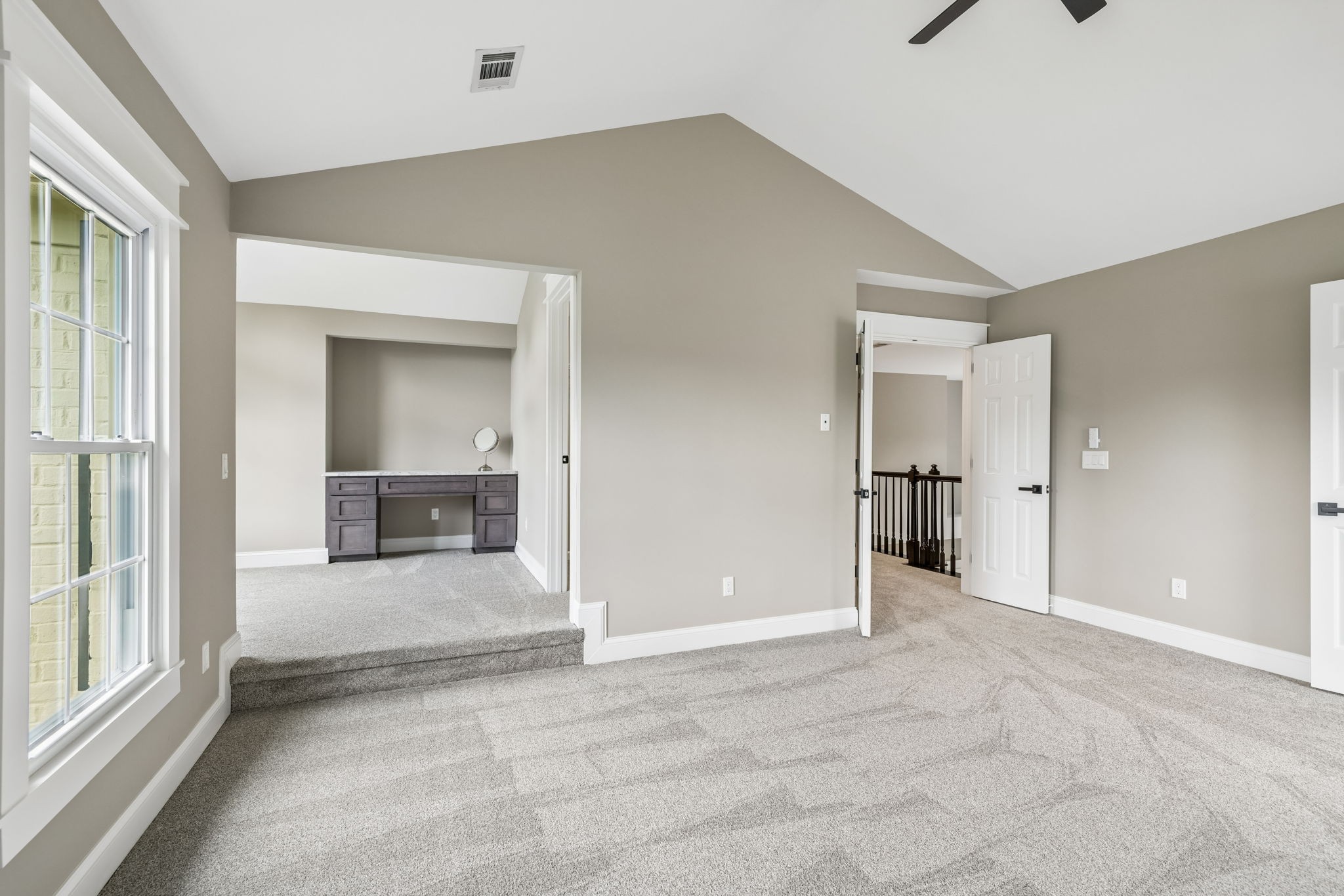 623 Rutherford Ln
