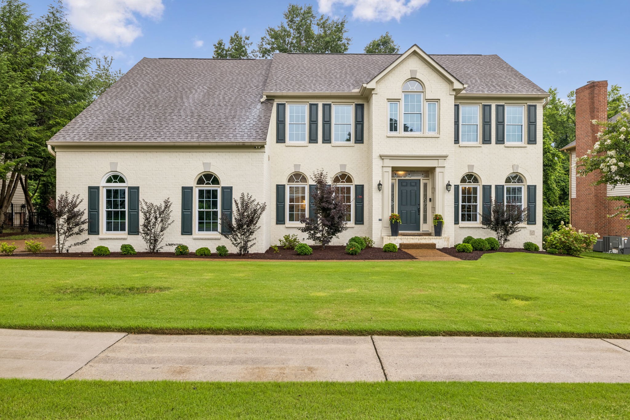 623 Rutherford Ln