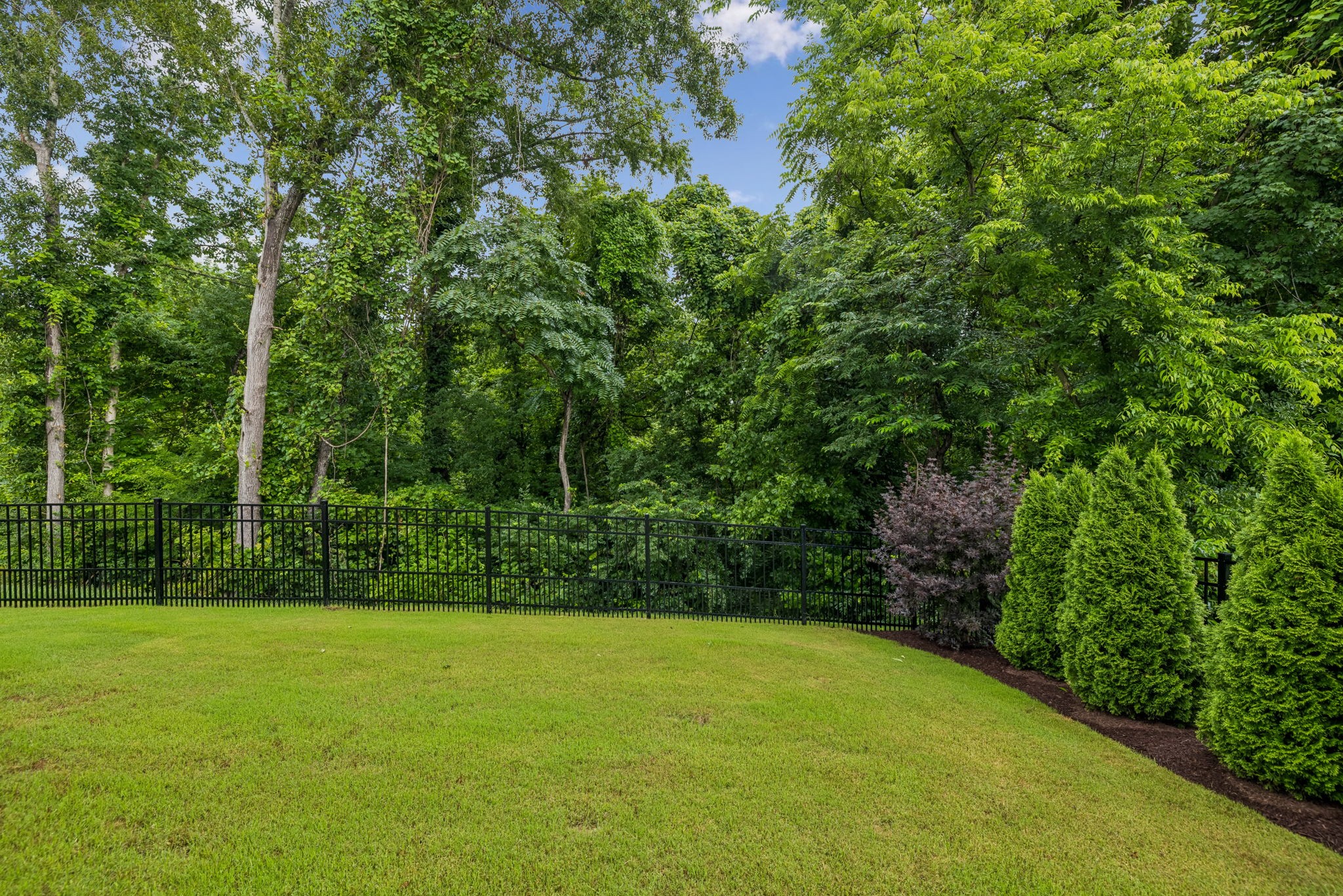 623 Rutherford Ln