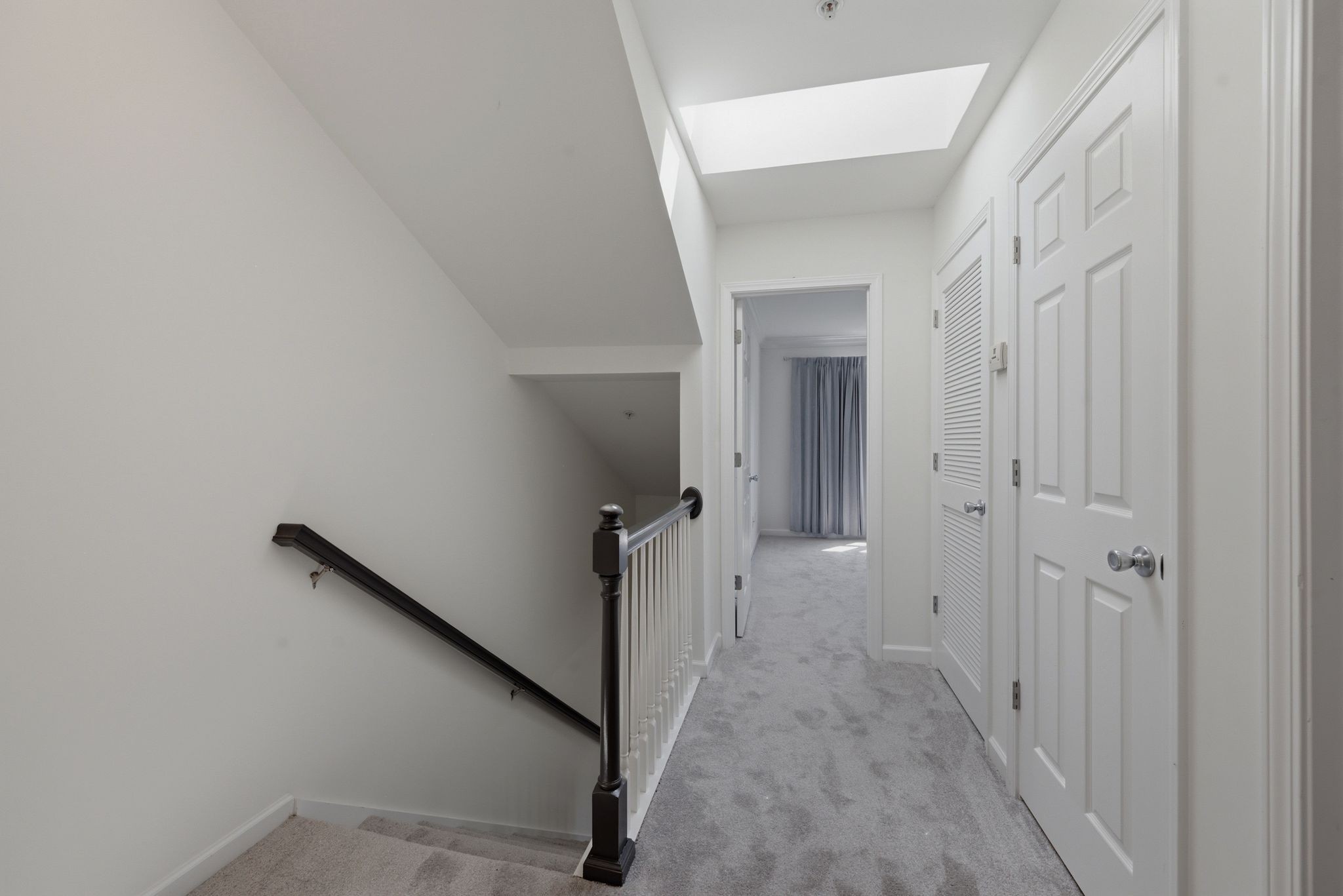 702 Vineland Ct