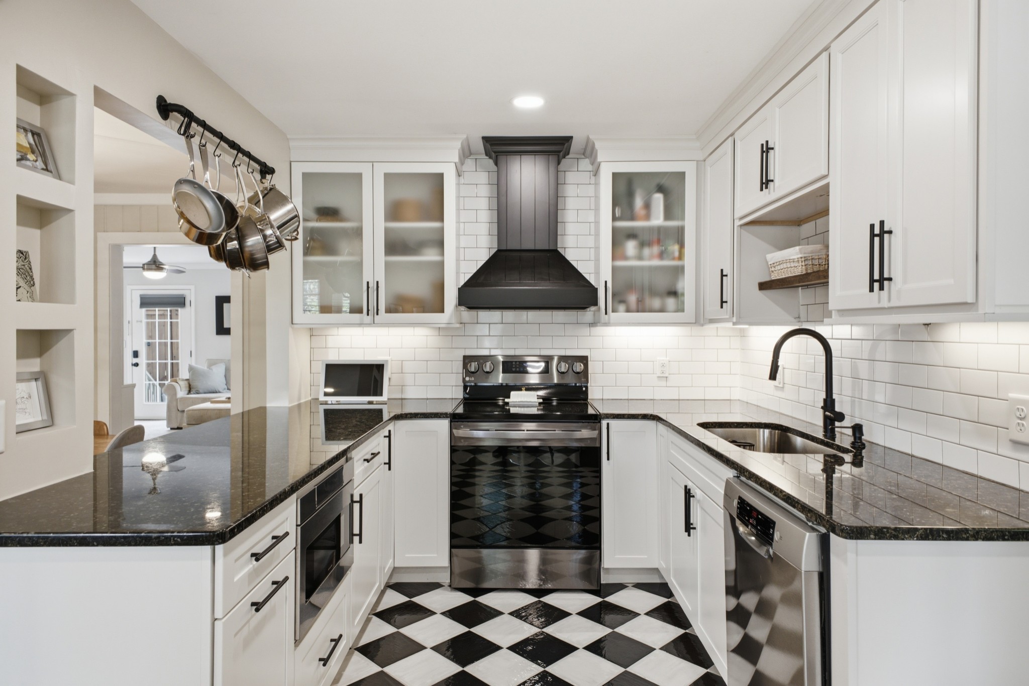 5011 Cherrywood Dr