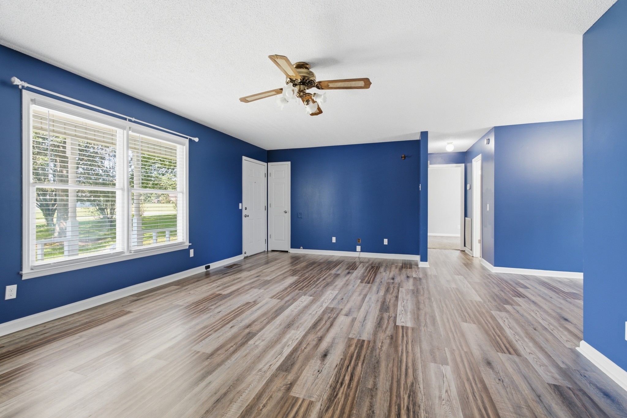 609 Hawkersmith Rd