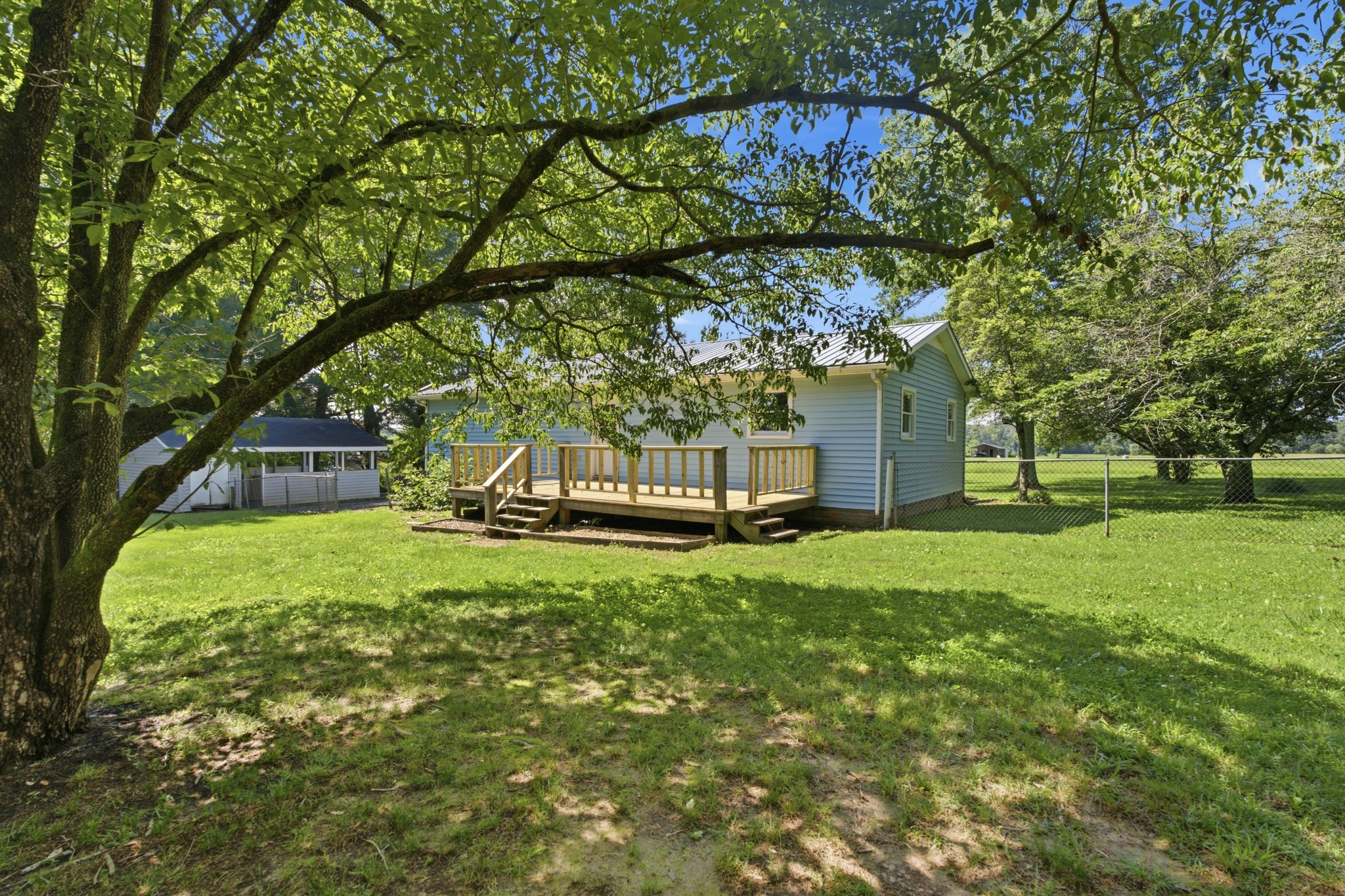 609 Hawkersmith Rd