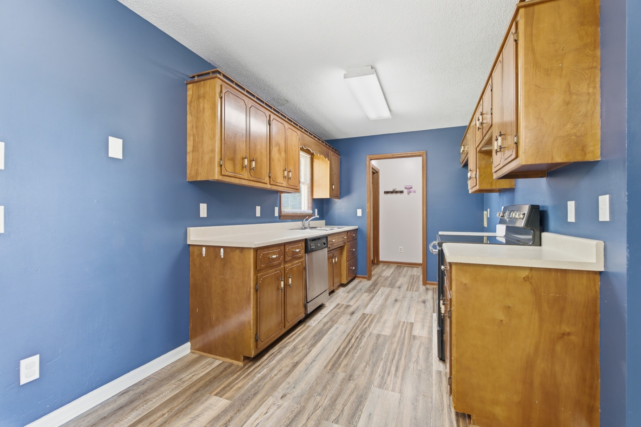 609 Hawkersmith Rd