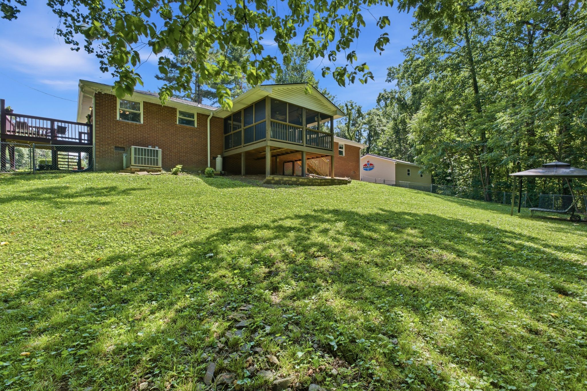 21 McMurtry Rd