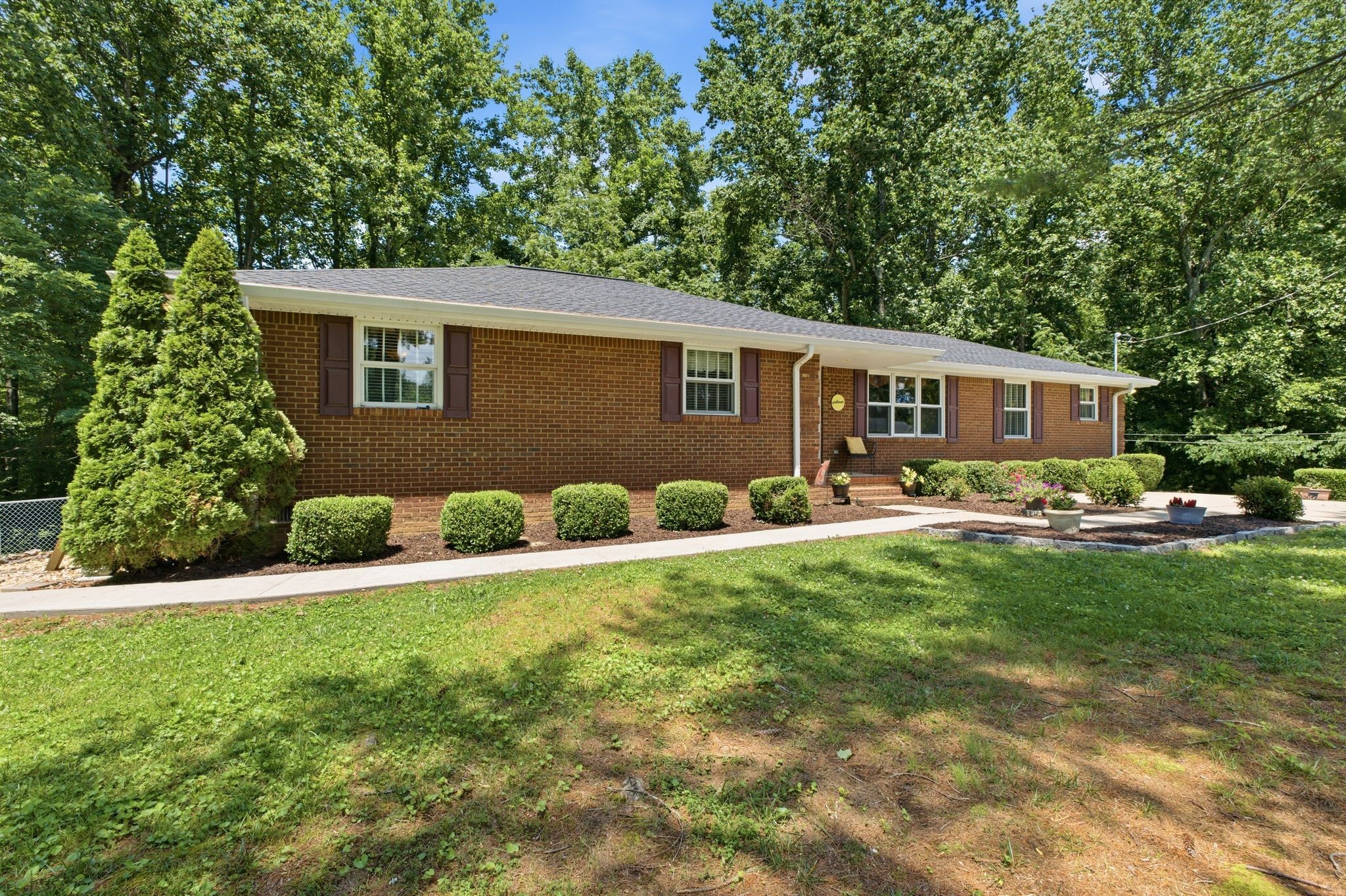 21 McMurtry Rd