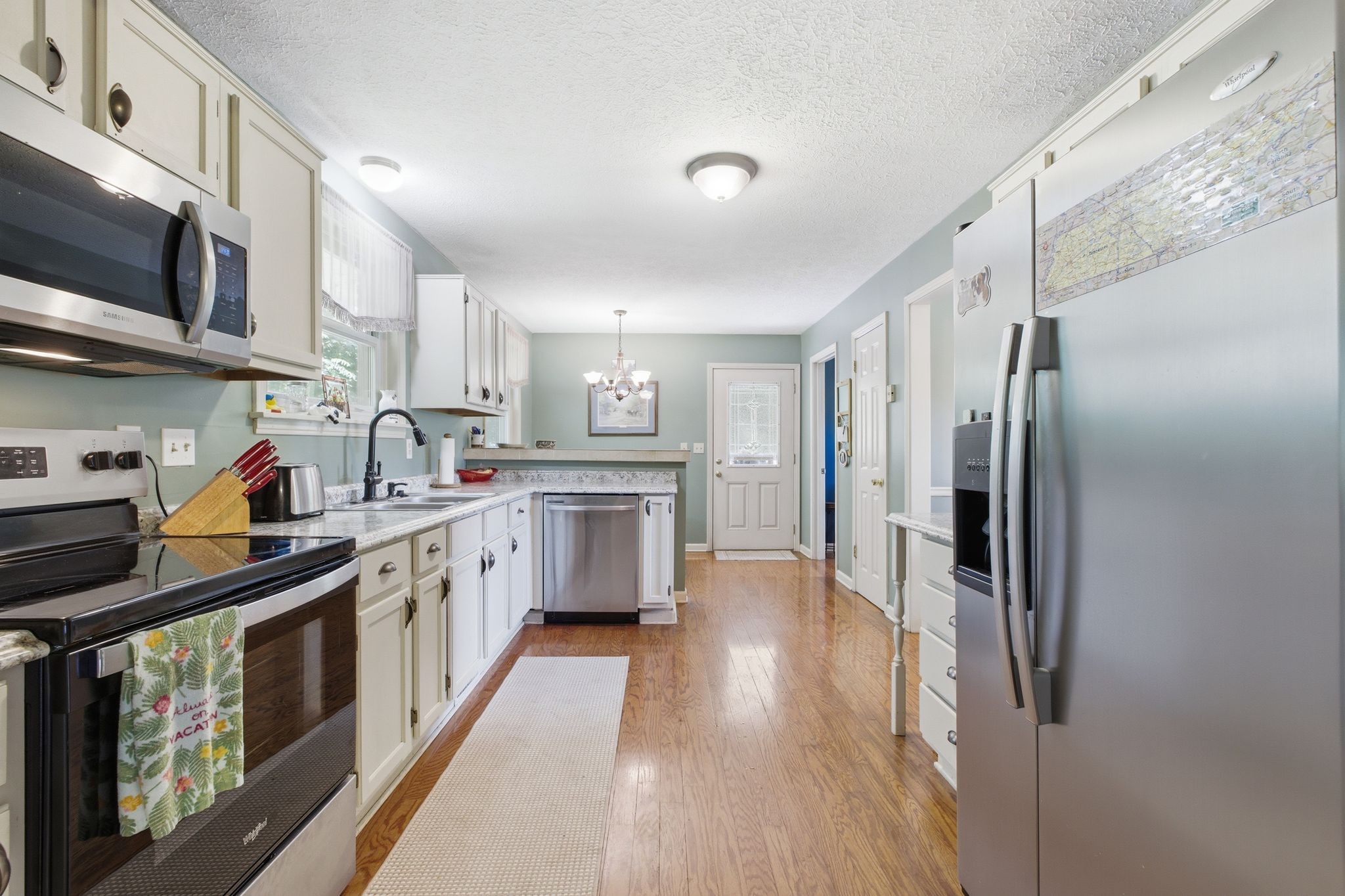 21 McMurtry Rd