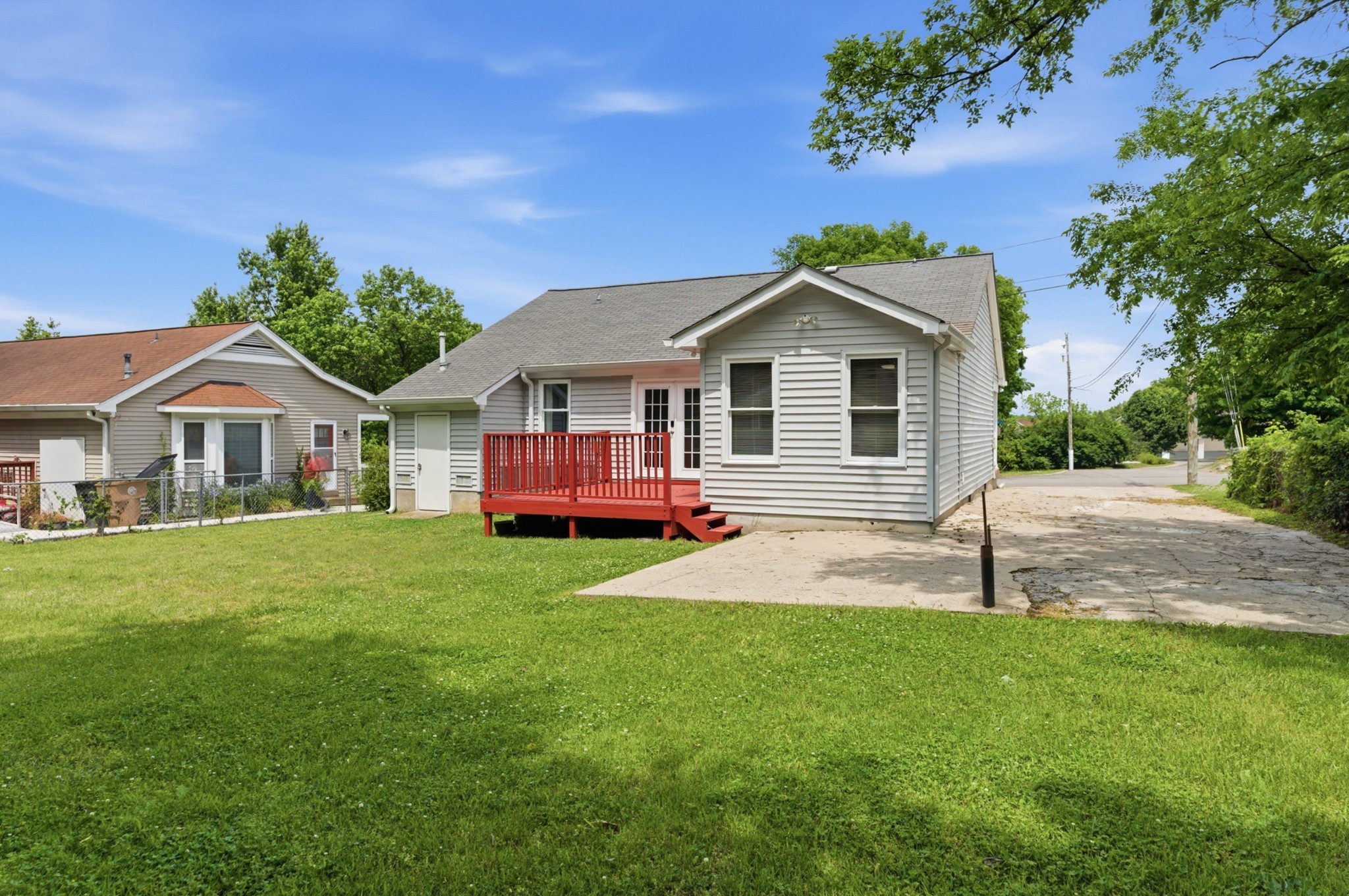 3617 Donna Kay Dr