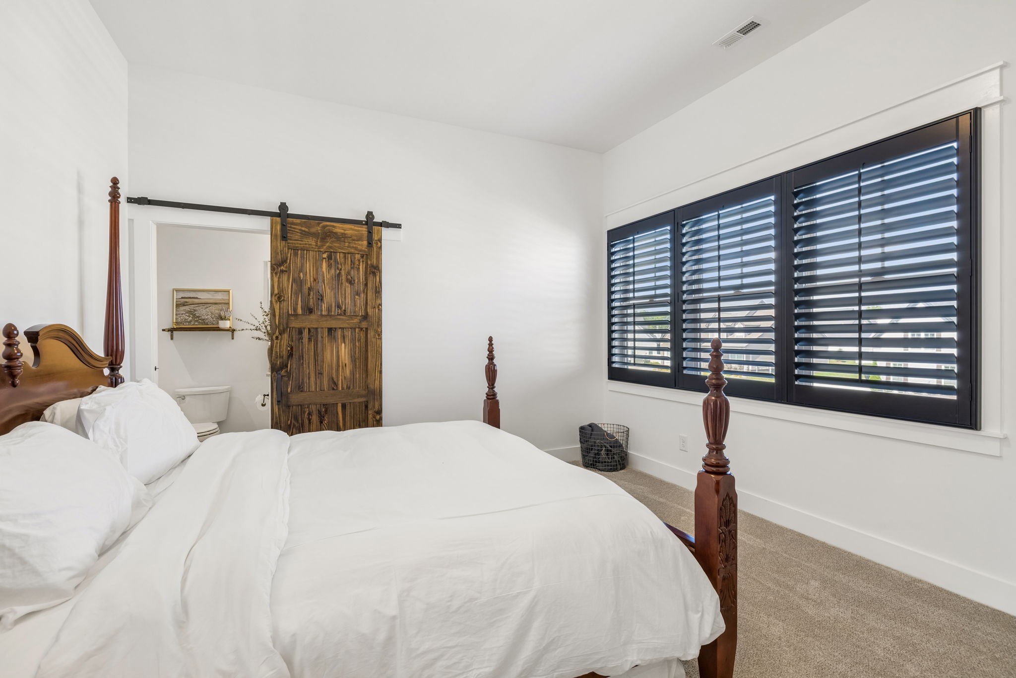 1827 Rhonda Dr