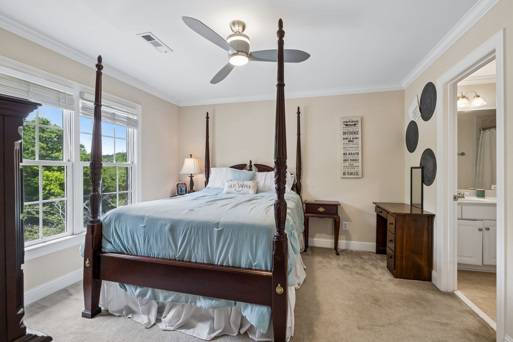 125 Temple Crest Trl