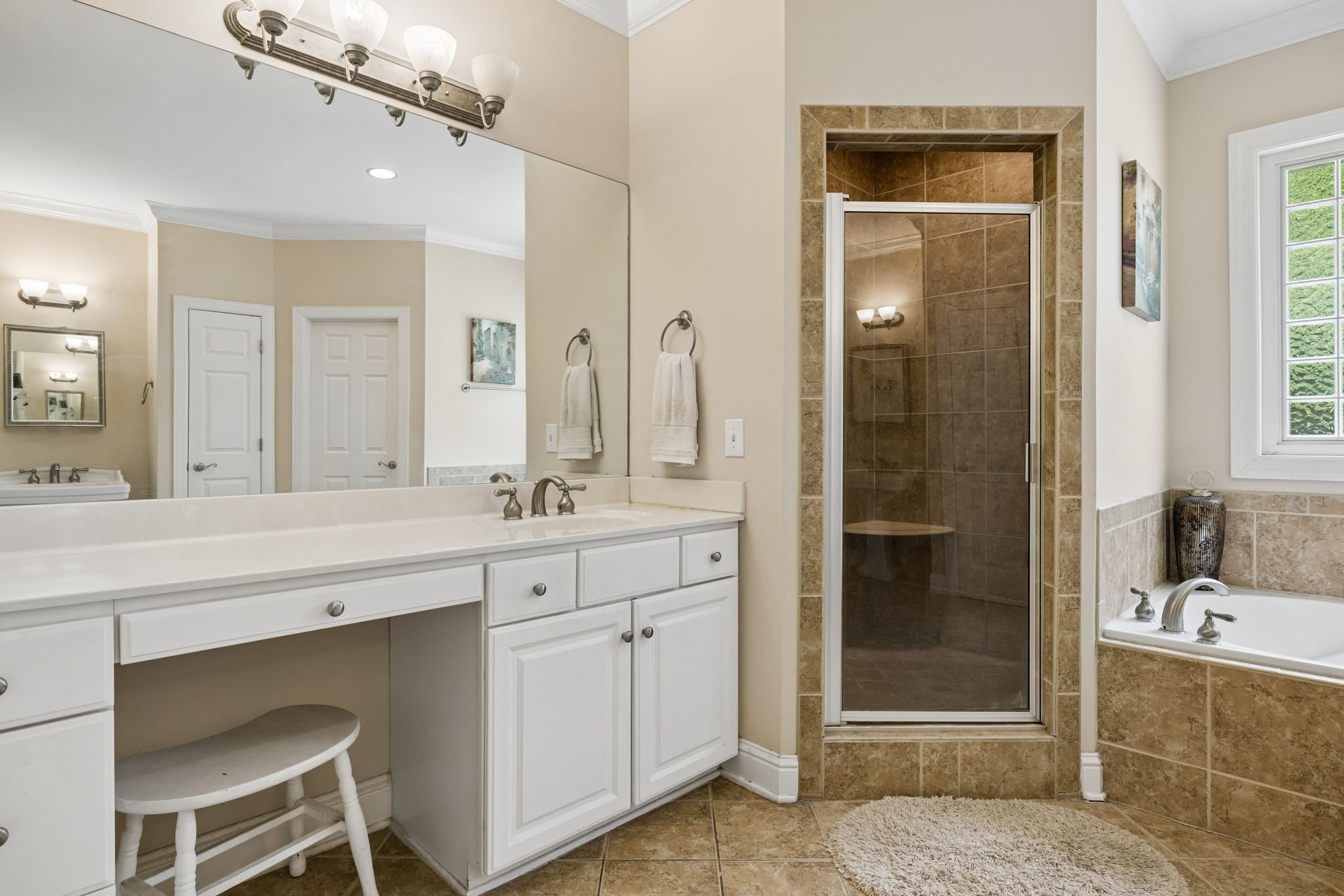 125 Temple Crest Trl