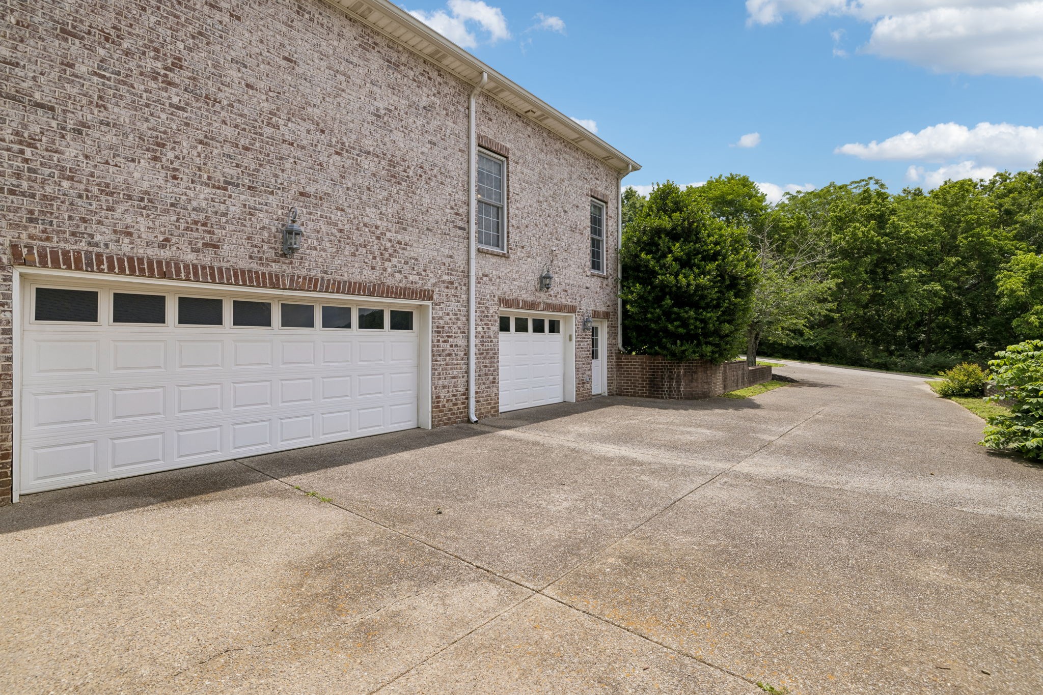 125 Temple Crest Trl