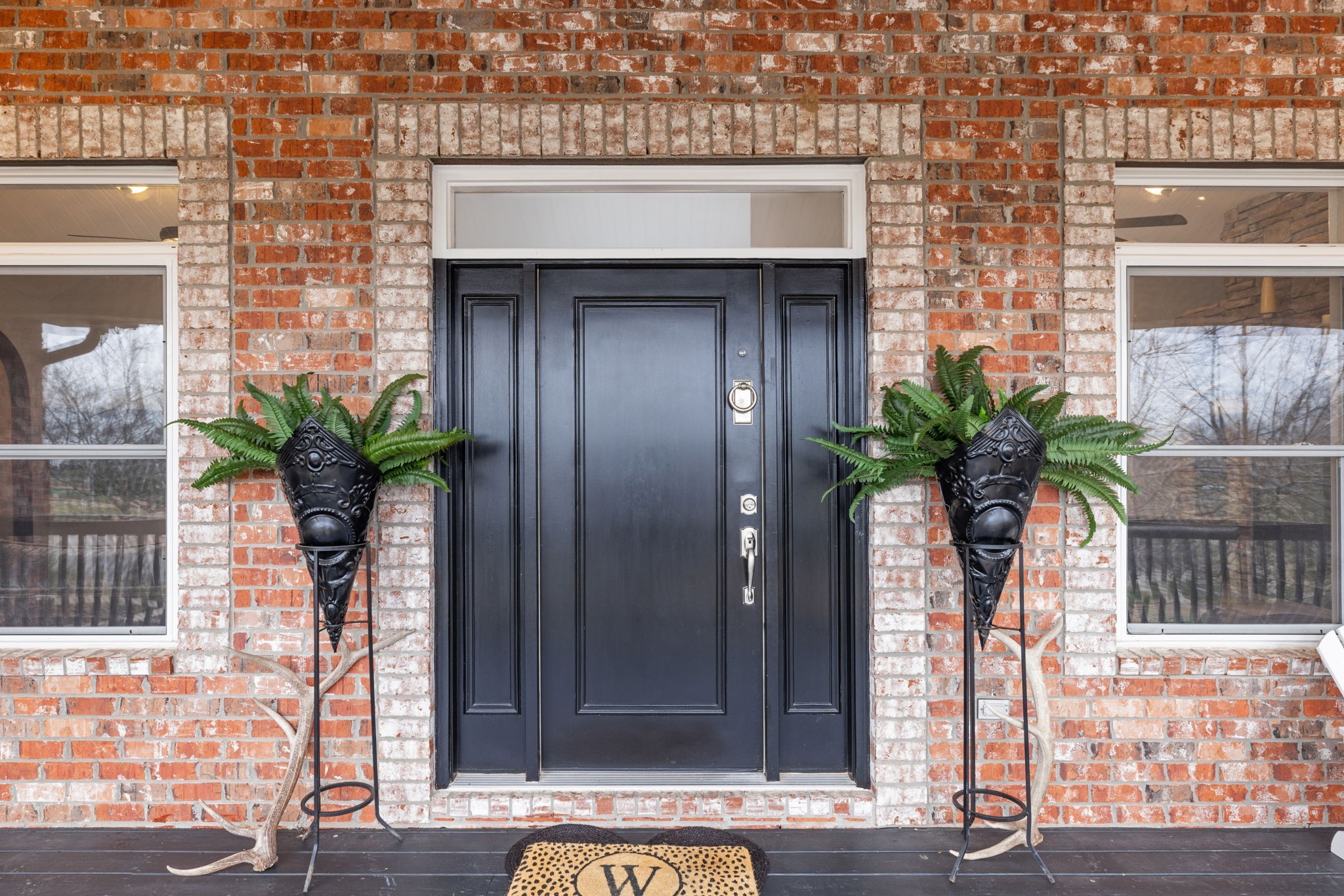 442 Lakeview Cir
