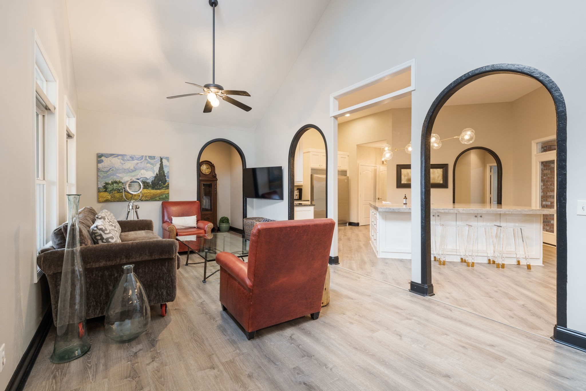 442 Lakeview Cir