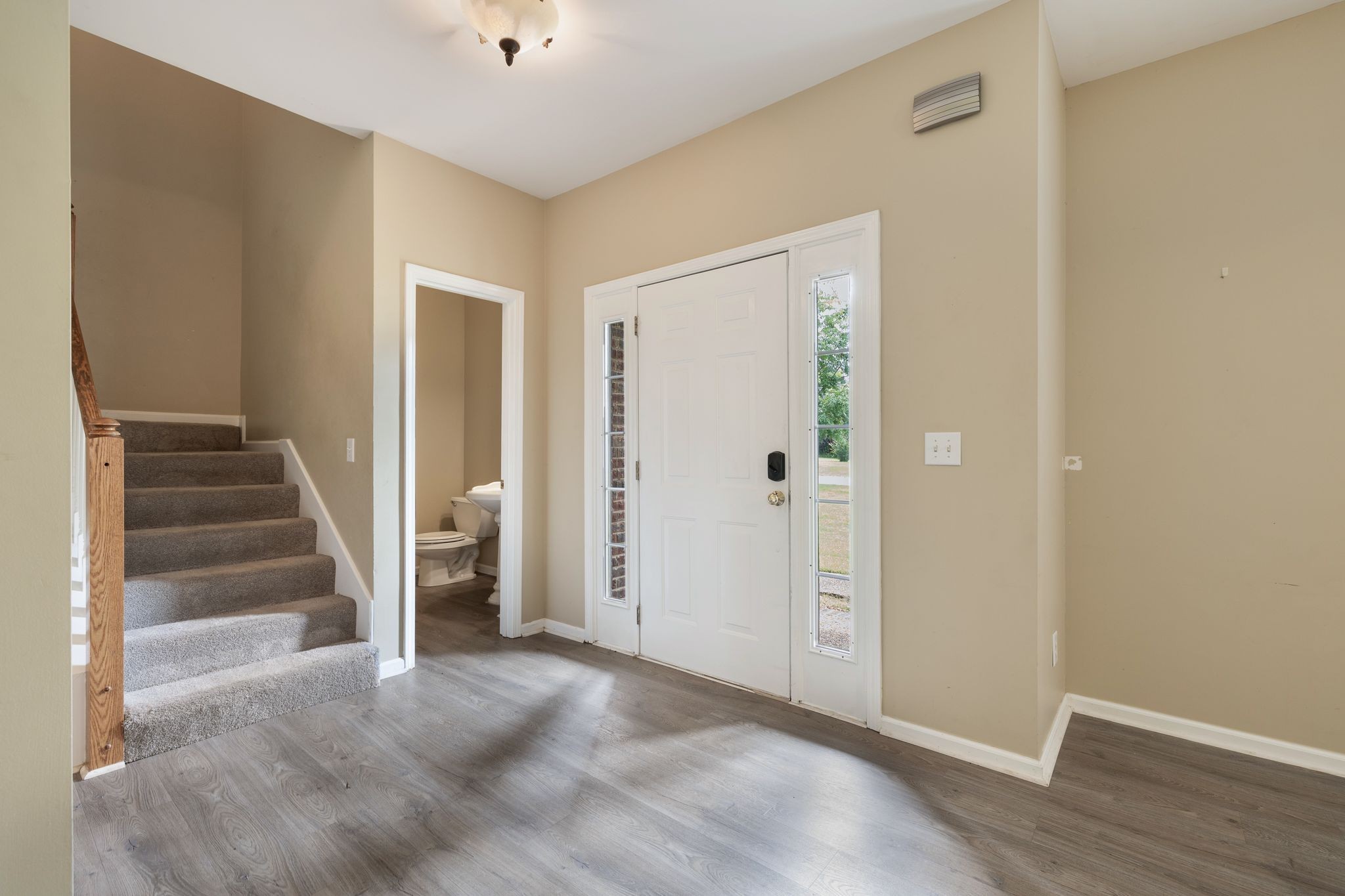 2571 Milton Ln