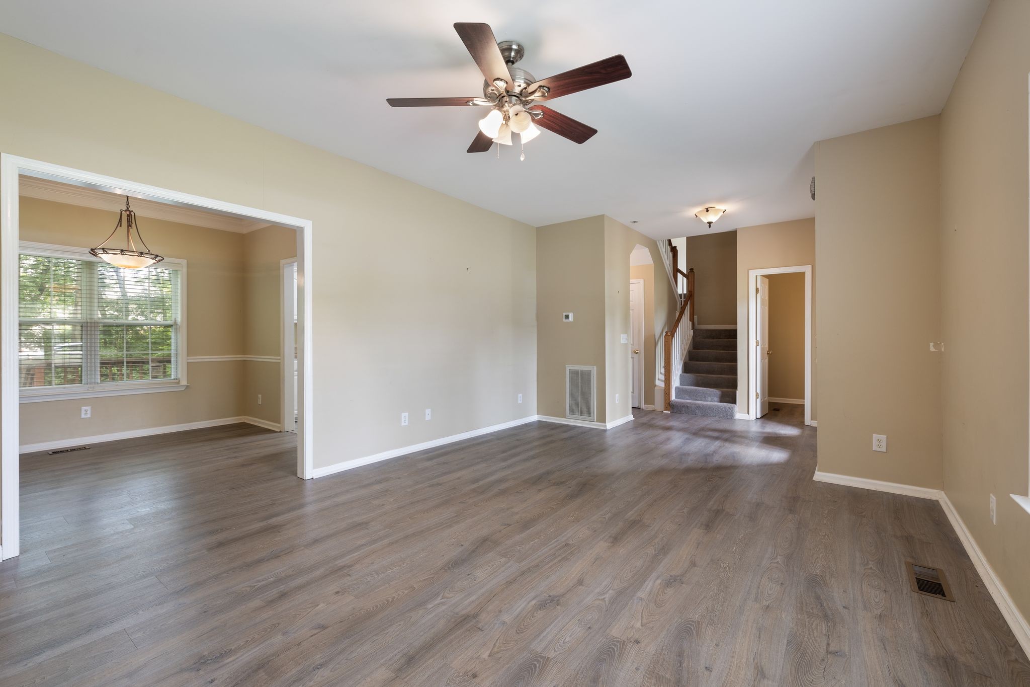 2571 Milton Ln