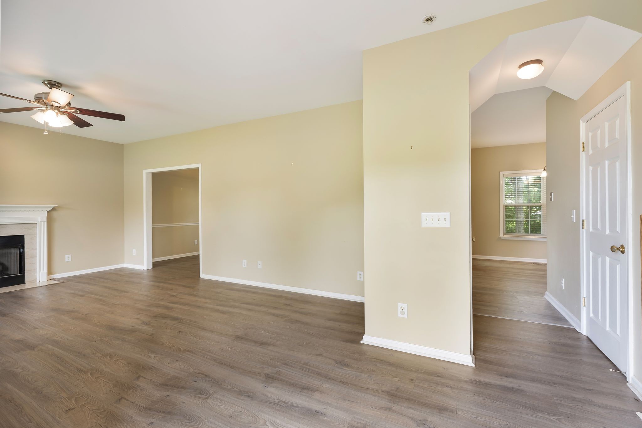 2571 Milton Ln
