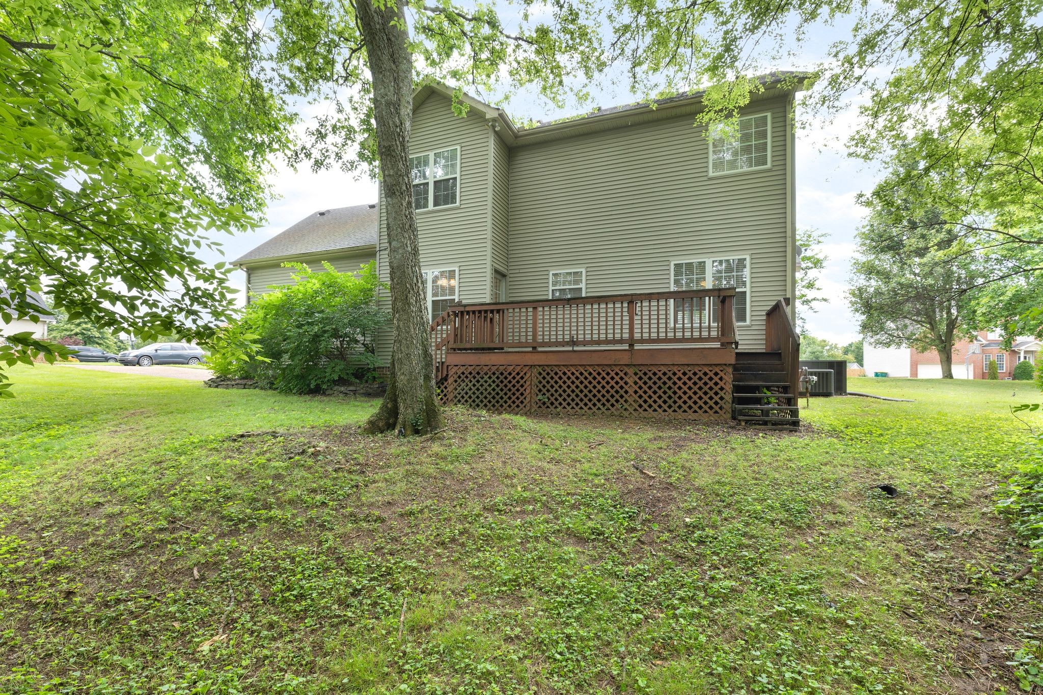 2571 Milton Ln