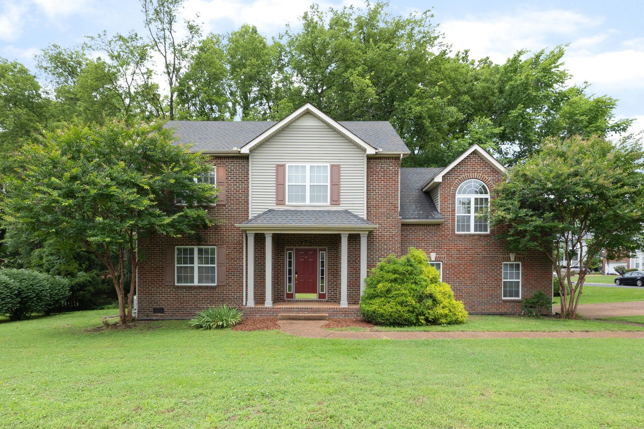 2571 Milton Ln