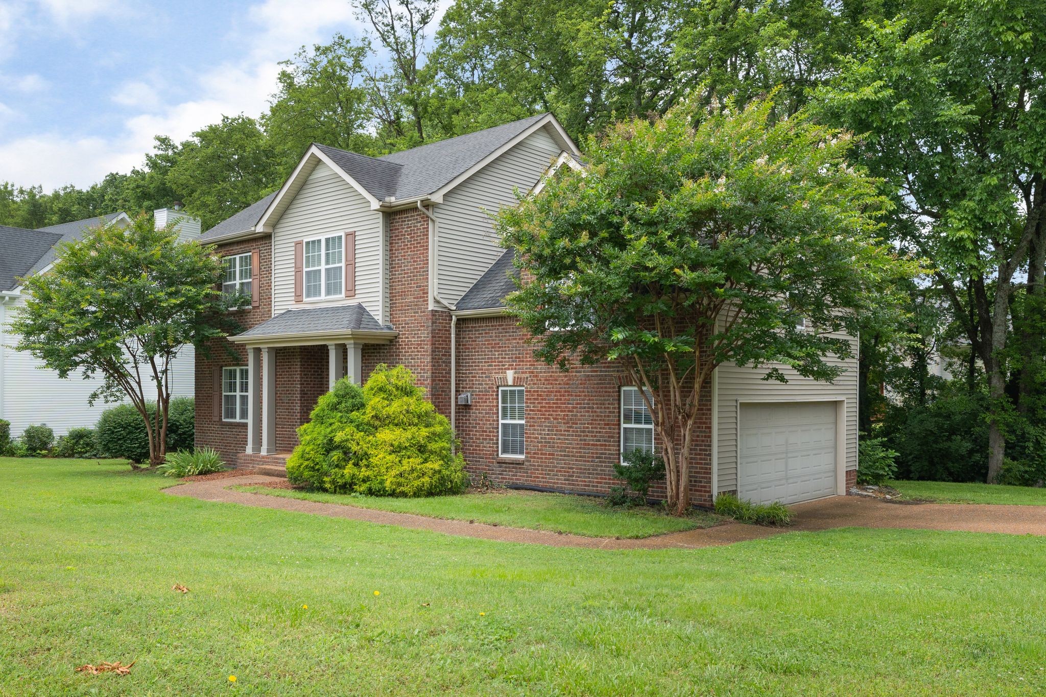 2571 Milton Ln