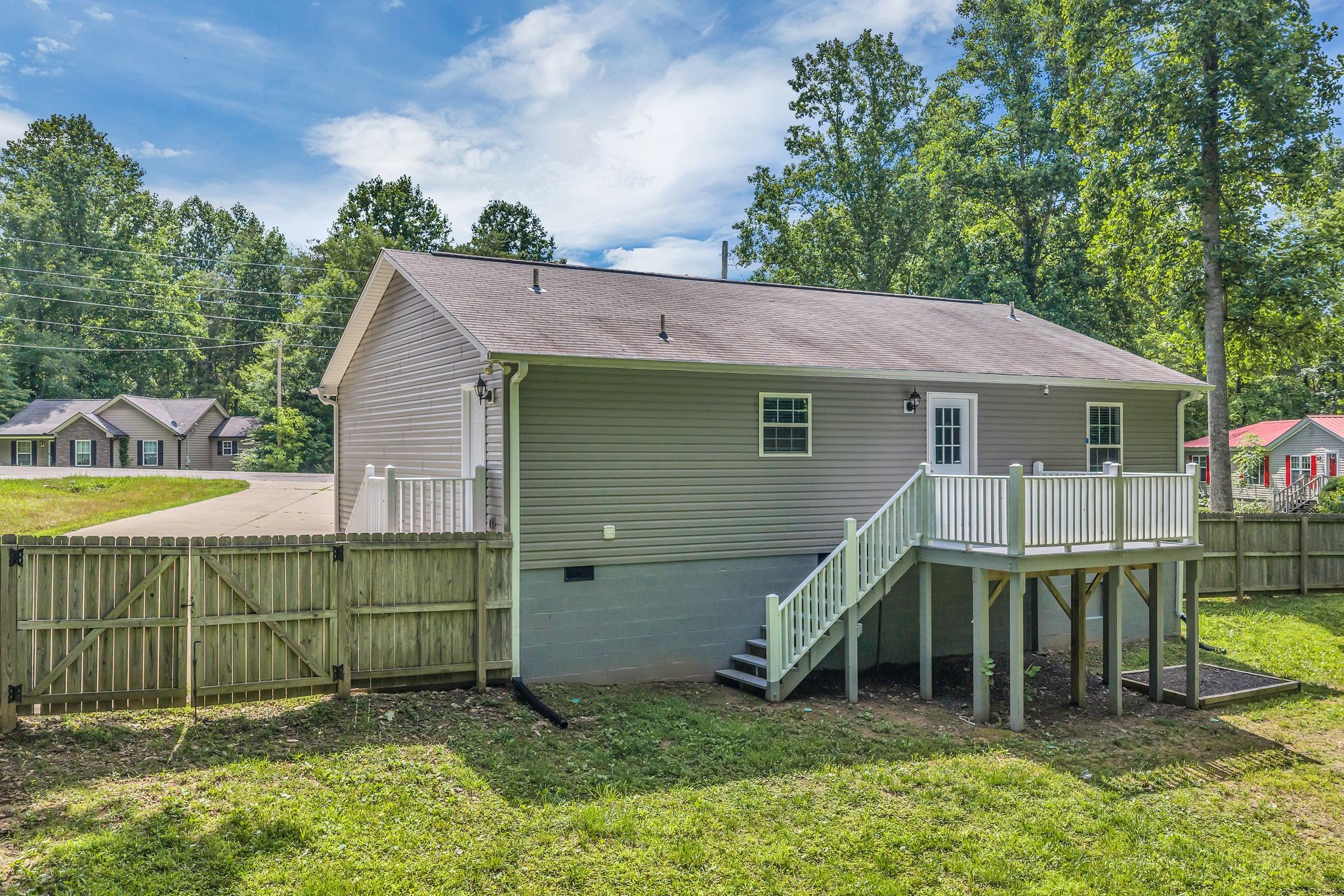 306 Twilight Ct