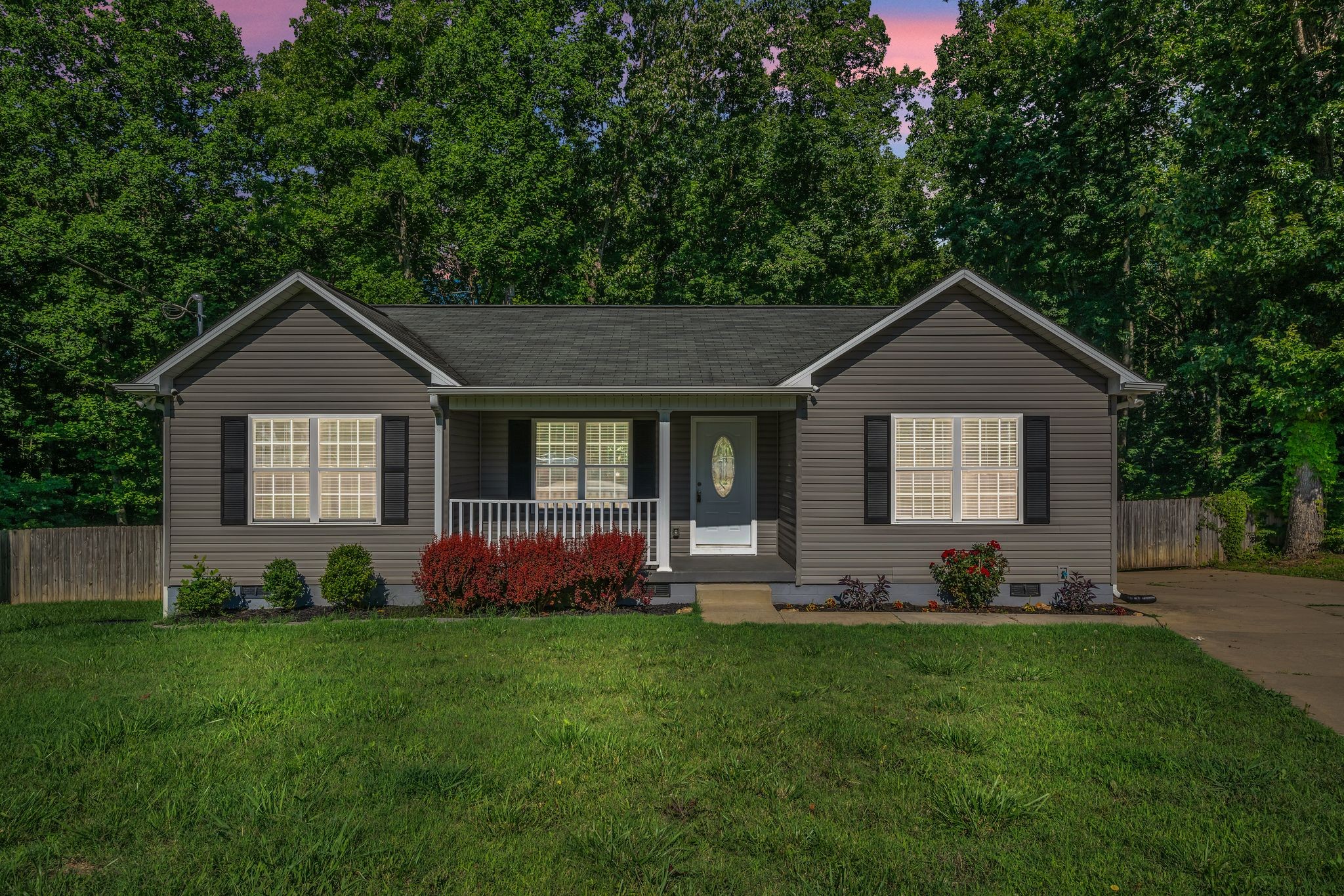 306 Twilight Ct
