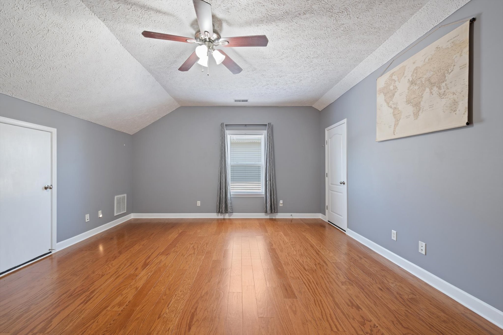 1616 Beaconcrest Cir