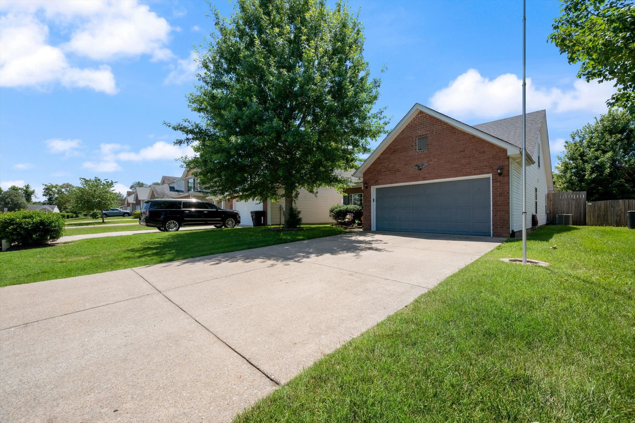 1616 Beaconcrest Cir