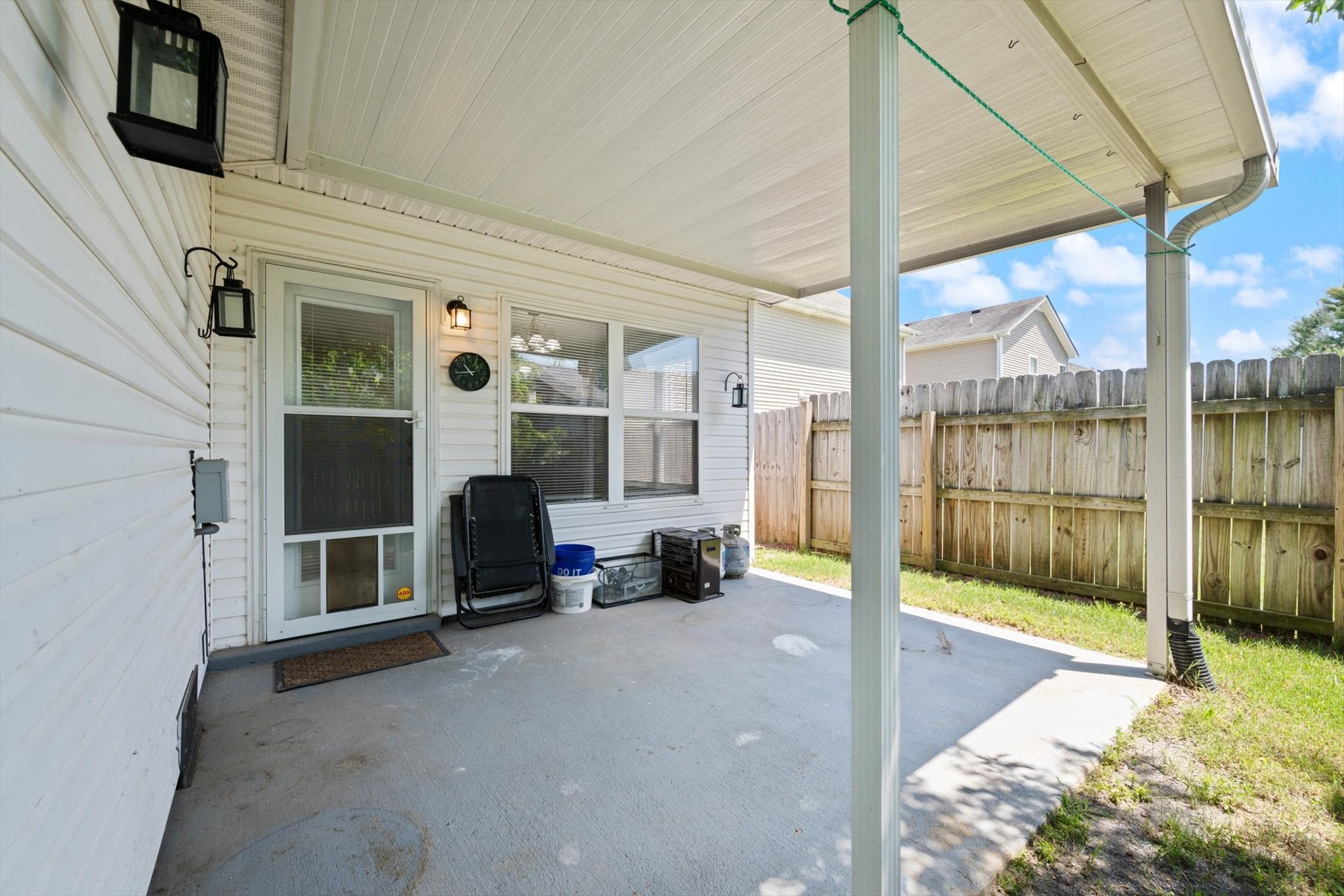 1616 Beaconcrest Cir