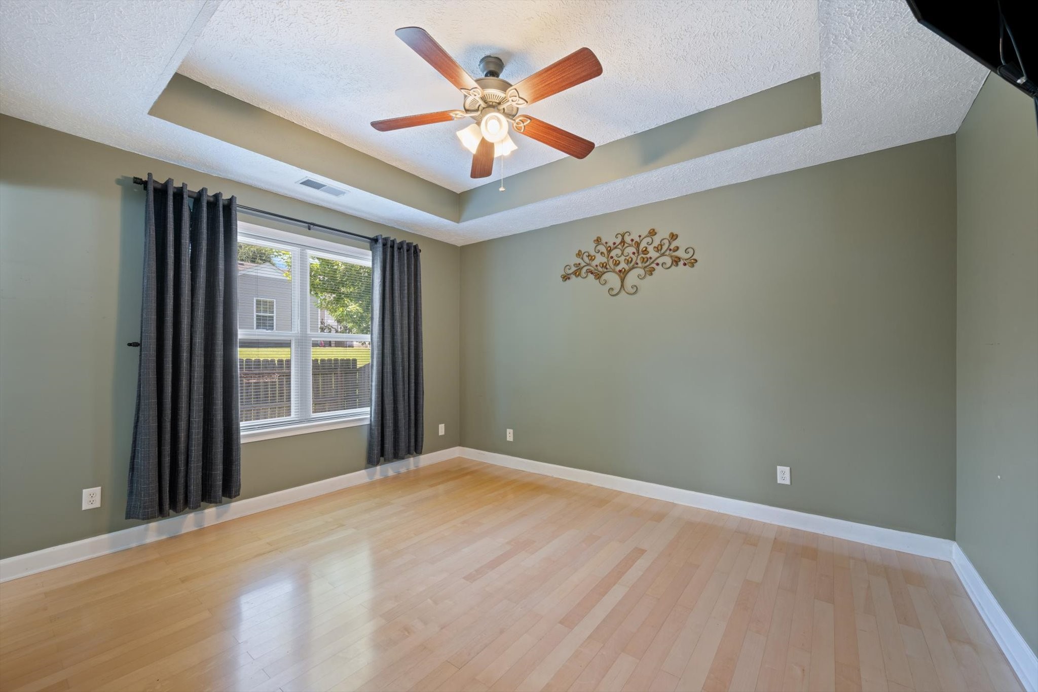 1616 Beaconcrest Cir