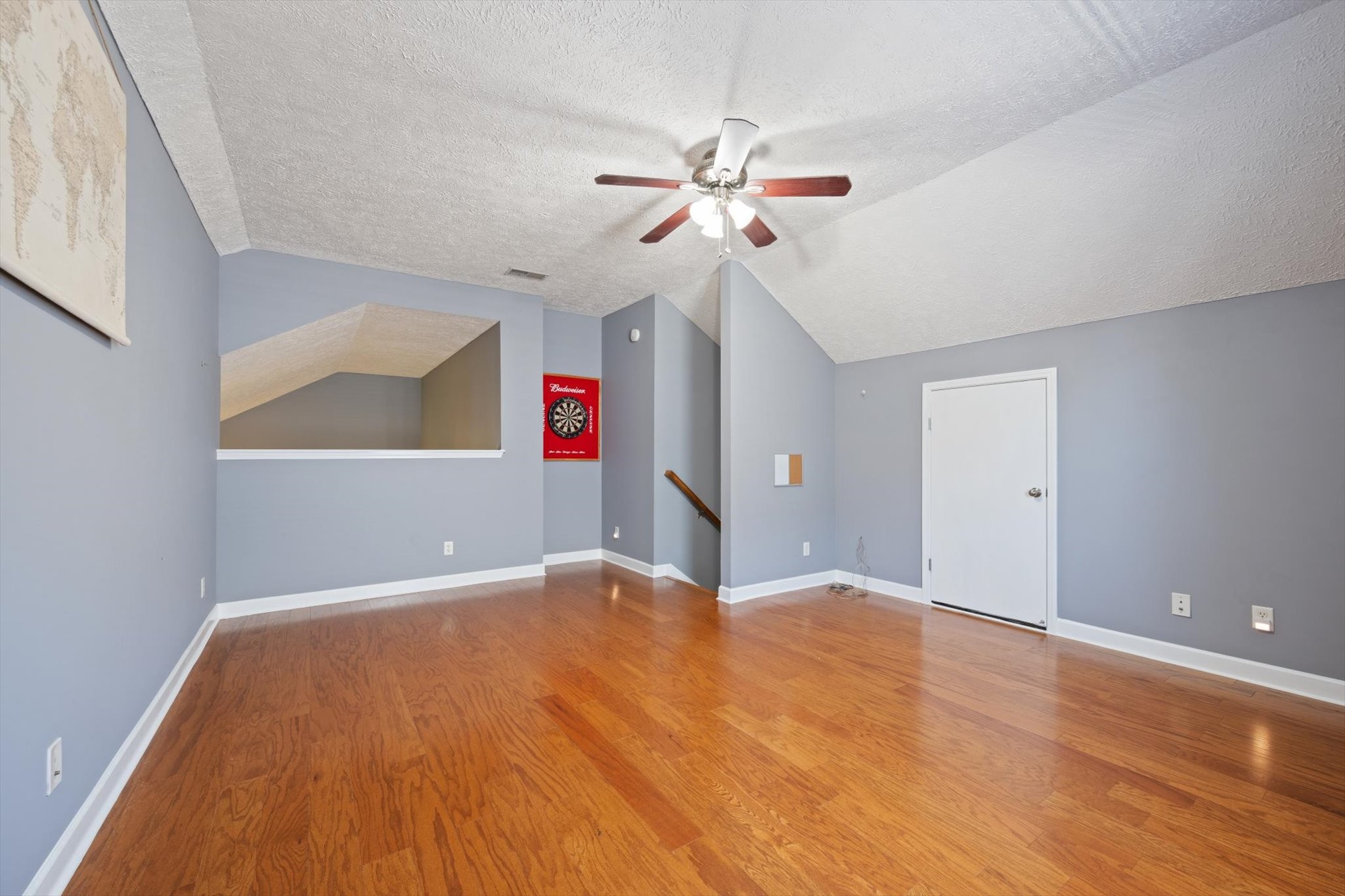 1616 Beaconcrest Cir