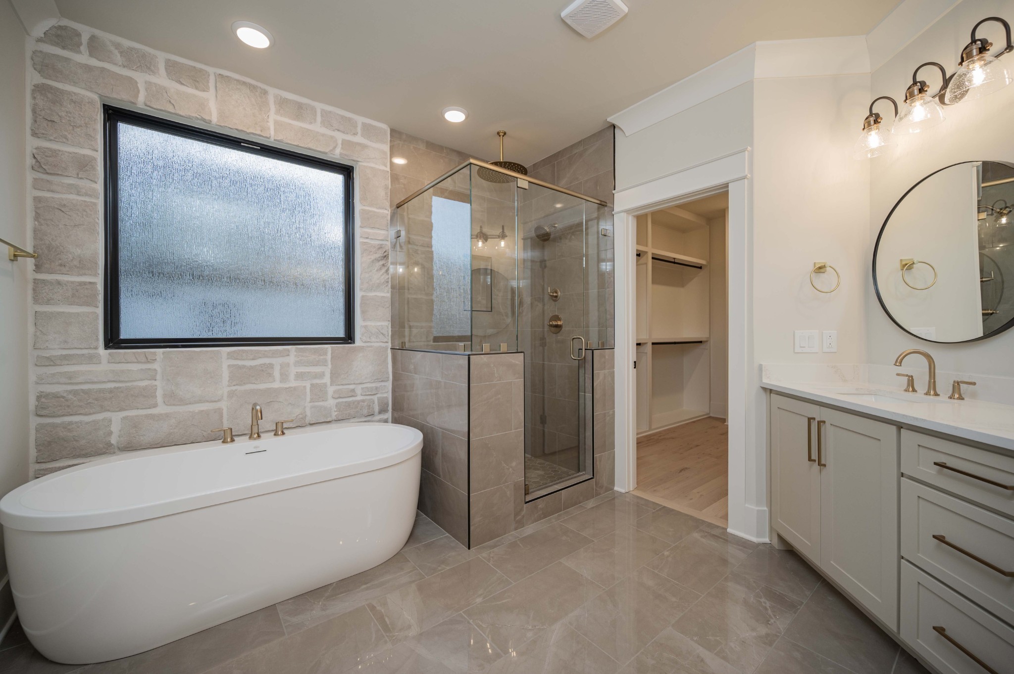 2829 Canfield Dr