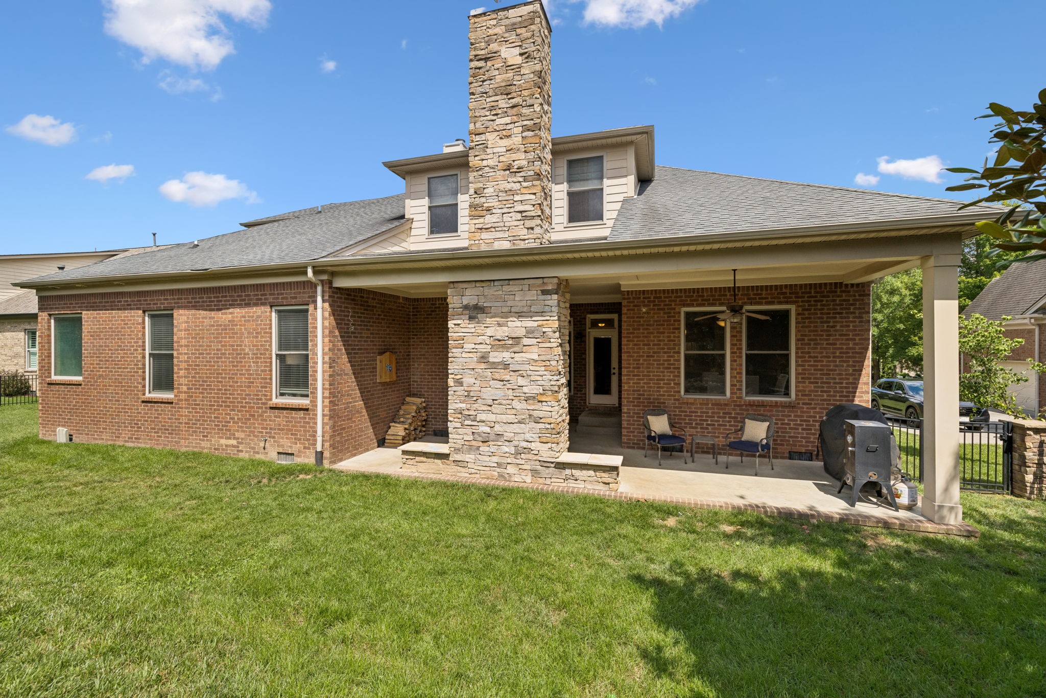 1326 Cottingham Dr