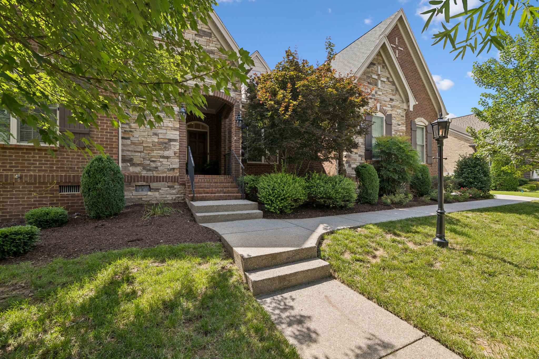 1326 Cottingham Dr