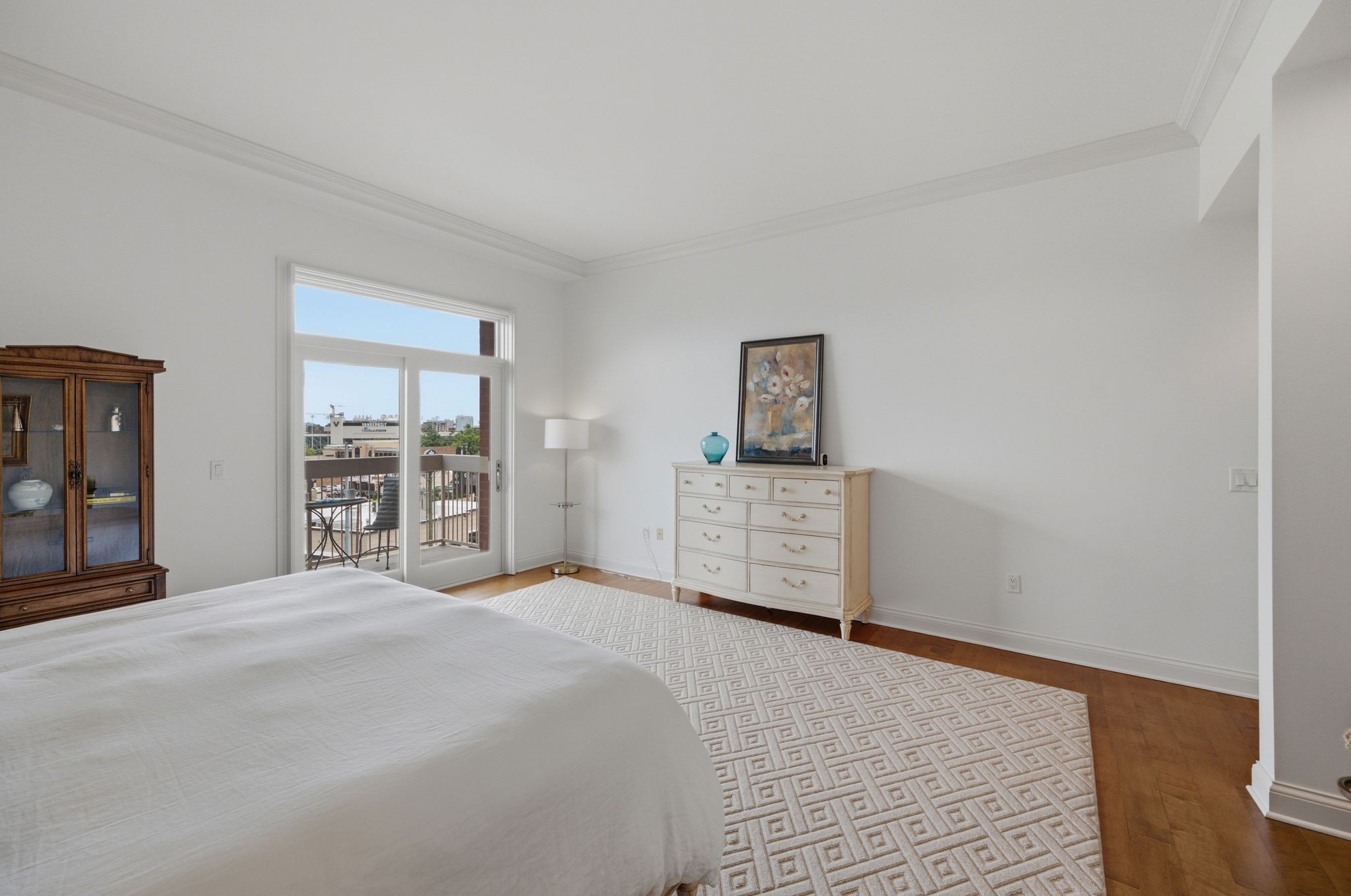 110 31st Ave N Unit: 303